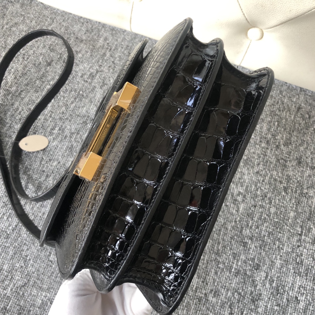Hermes Constance 24 Black Alligator Crocodile Skin Glod