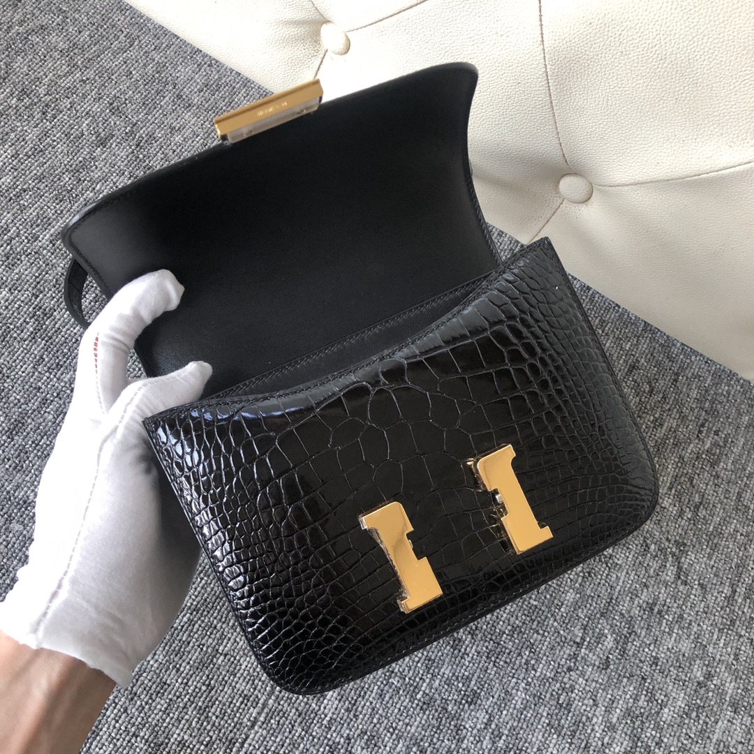 Hermes Constance 24 Black Alligator Crocodile Skin Glod