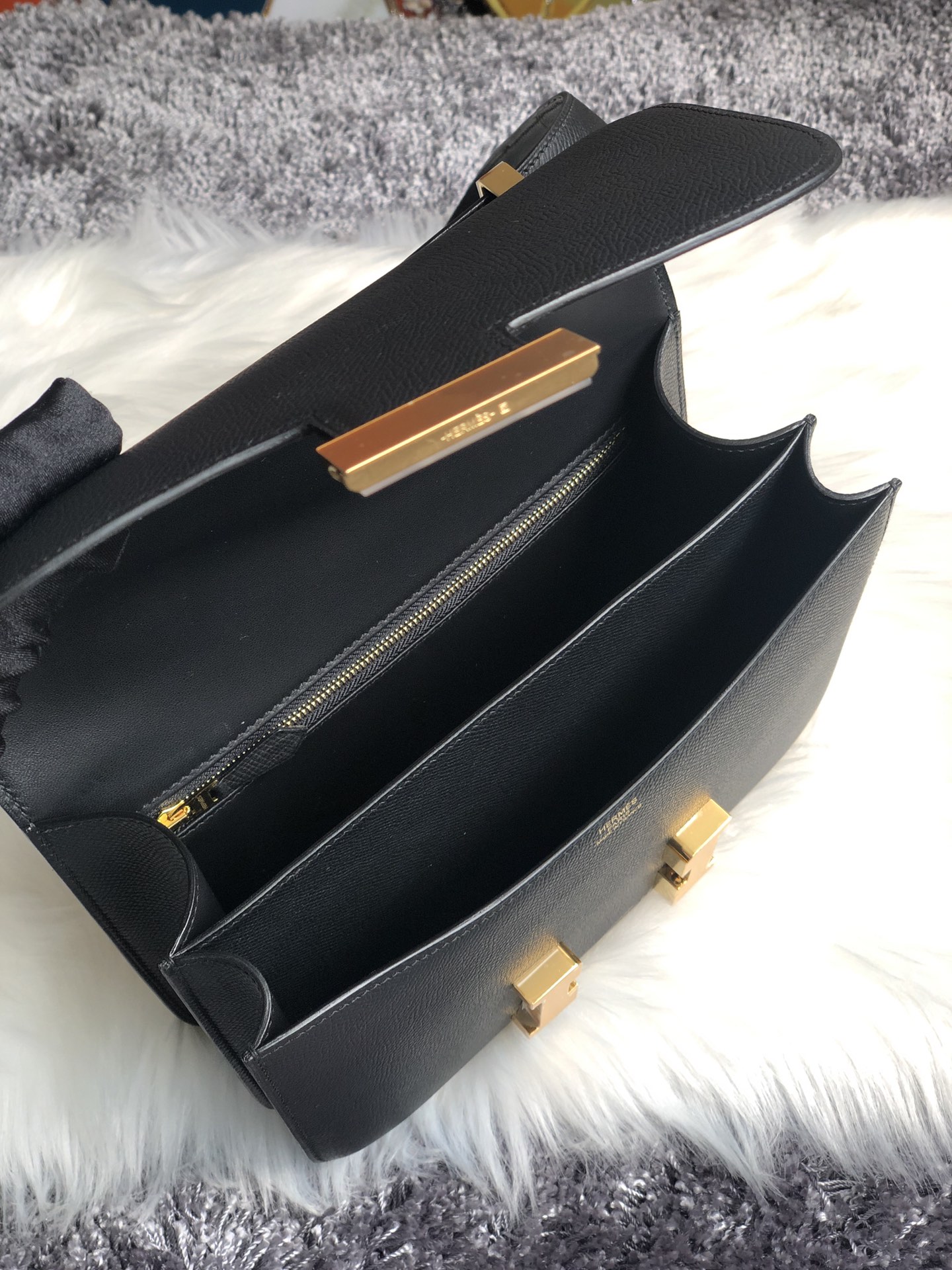 Hermes Constance 24 Vert De Gris Epsom Gold Hardware For Sale at 1stDibs