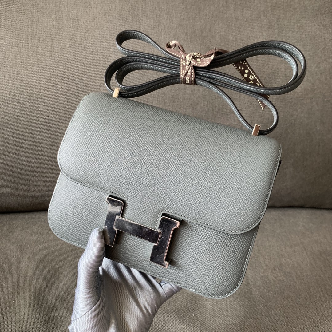 HERMES Constance Gris Perle Swift Letaher 19CM