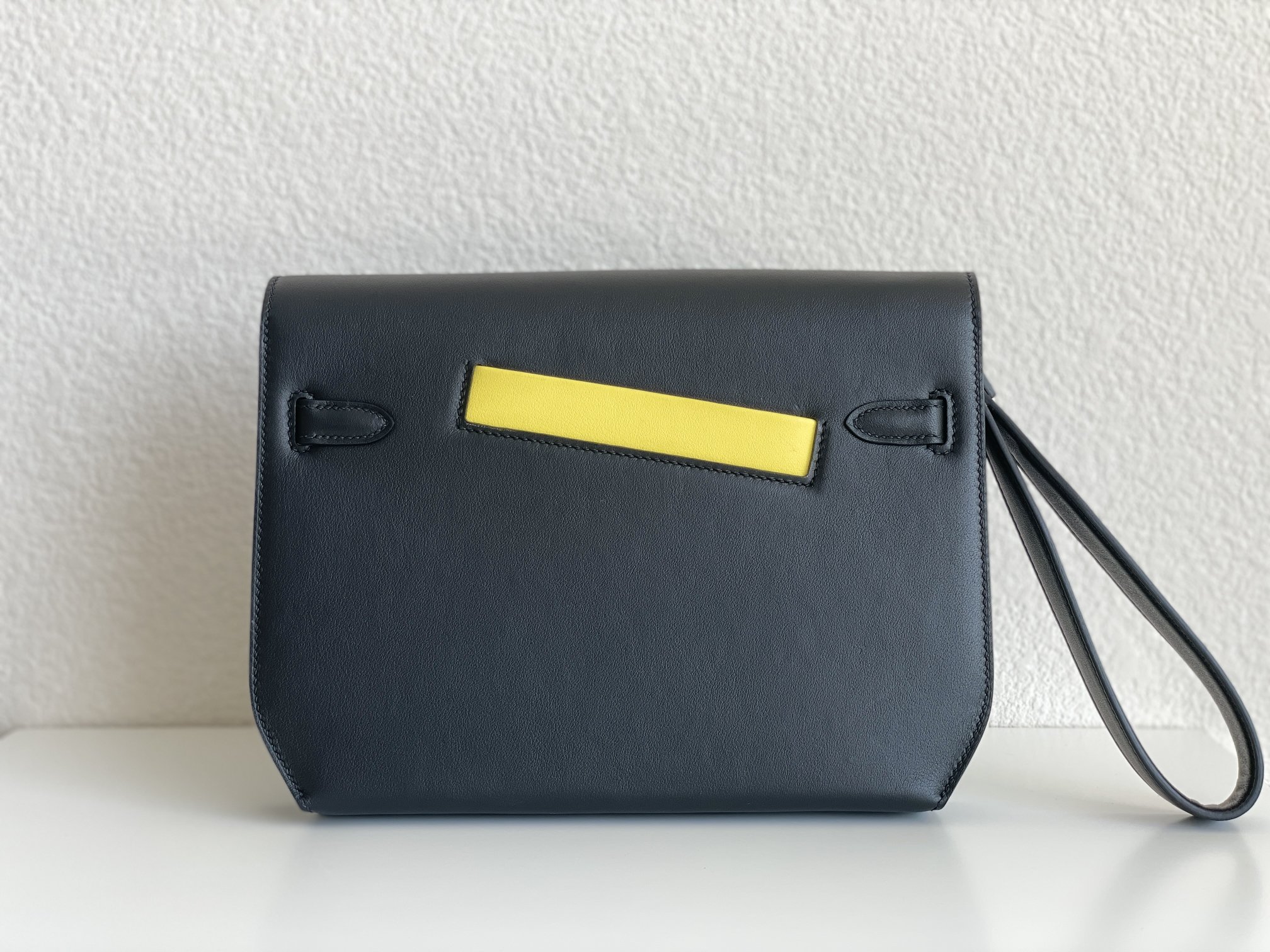 Hermes Depeche 25 Black/Yellow