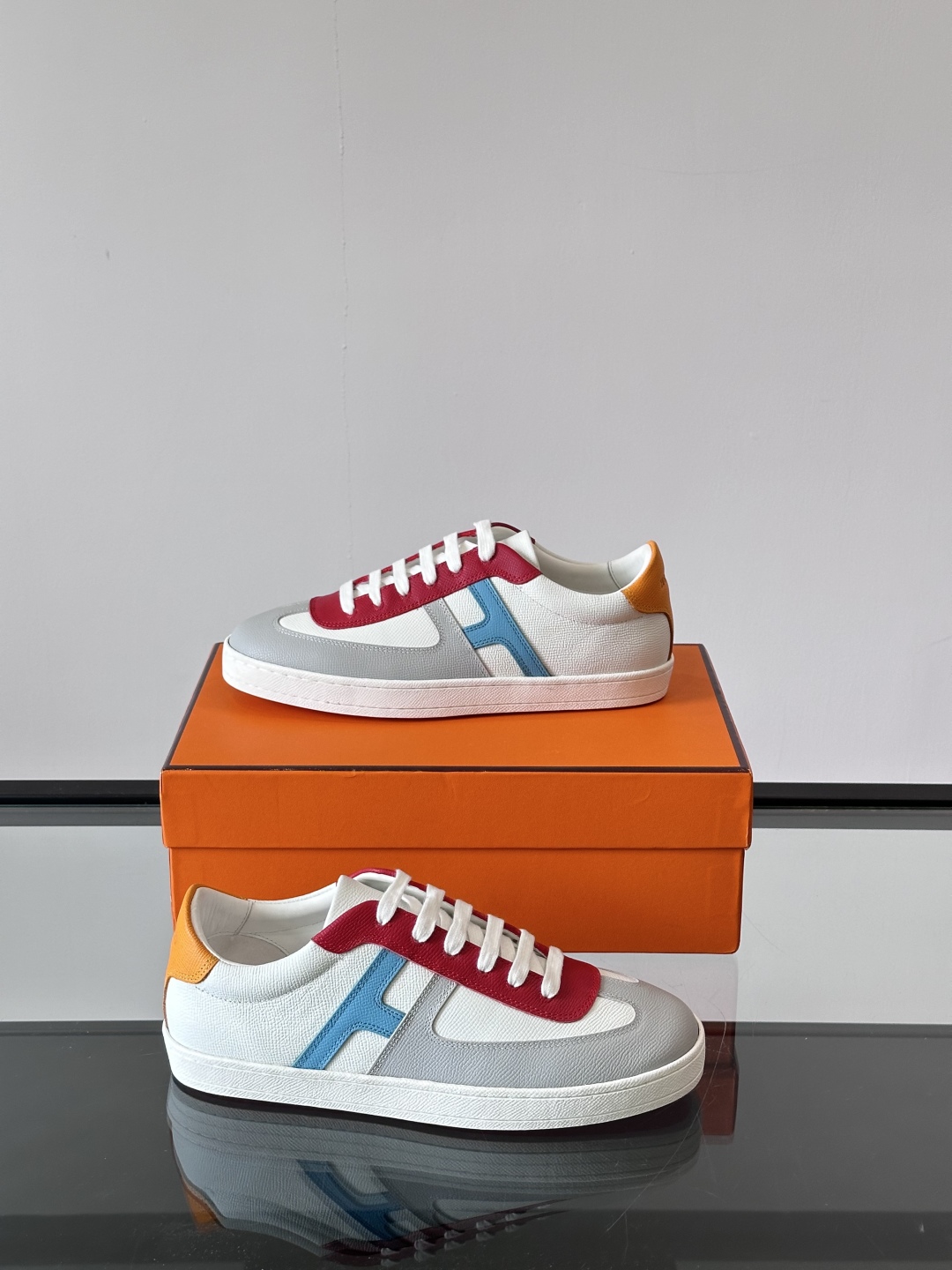 Hermes  Epsom Mens Boomerang Sneakers Multicolore red White