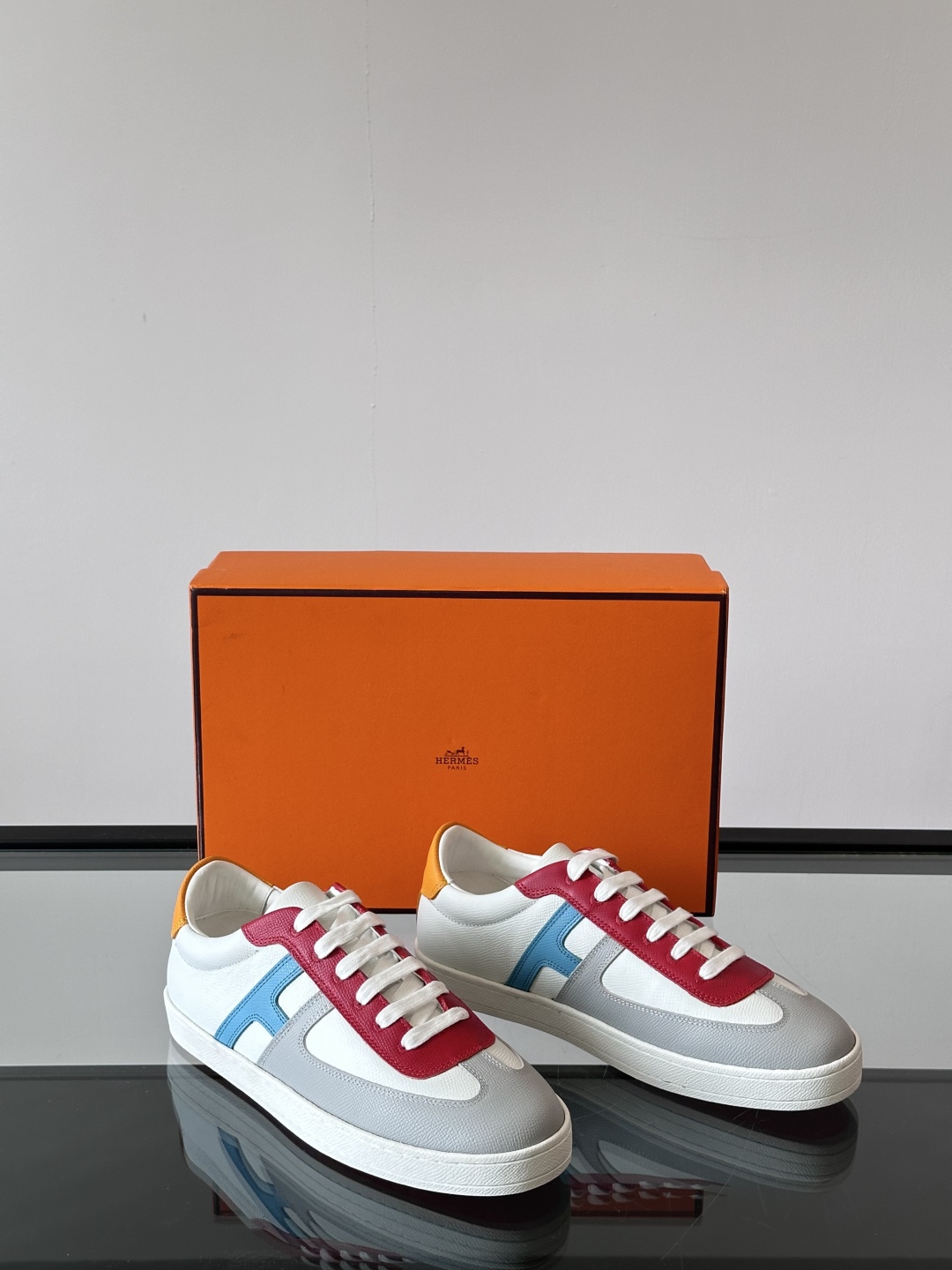 Hermes  Epsom Mens Boomerang Sneakers Multicolore red White