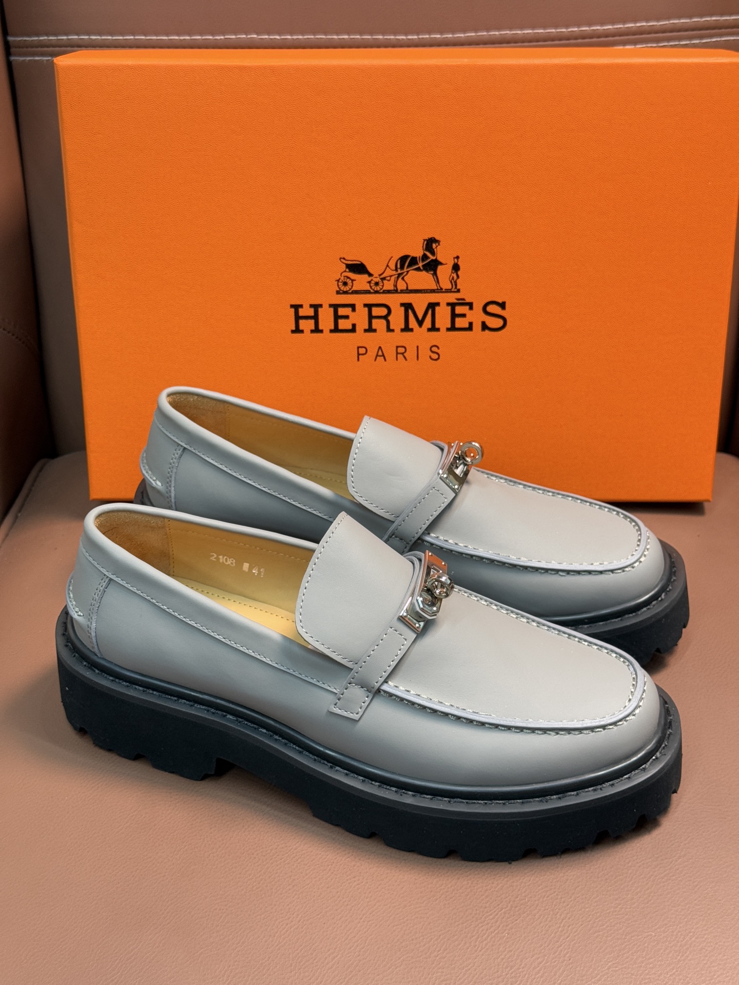 Hermes  Epsom Womens Destin Loafer GRAY Blanc Gomme