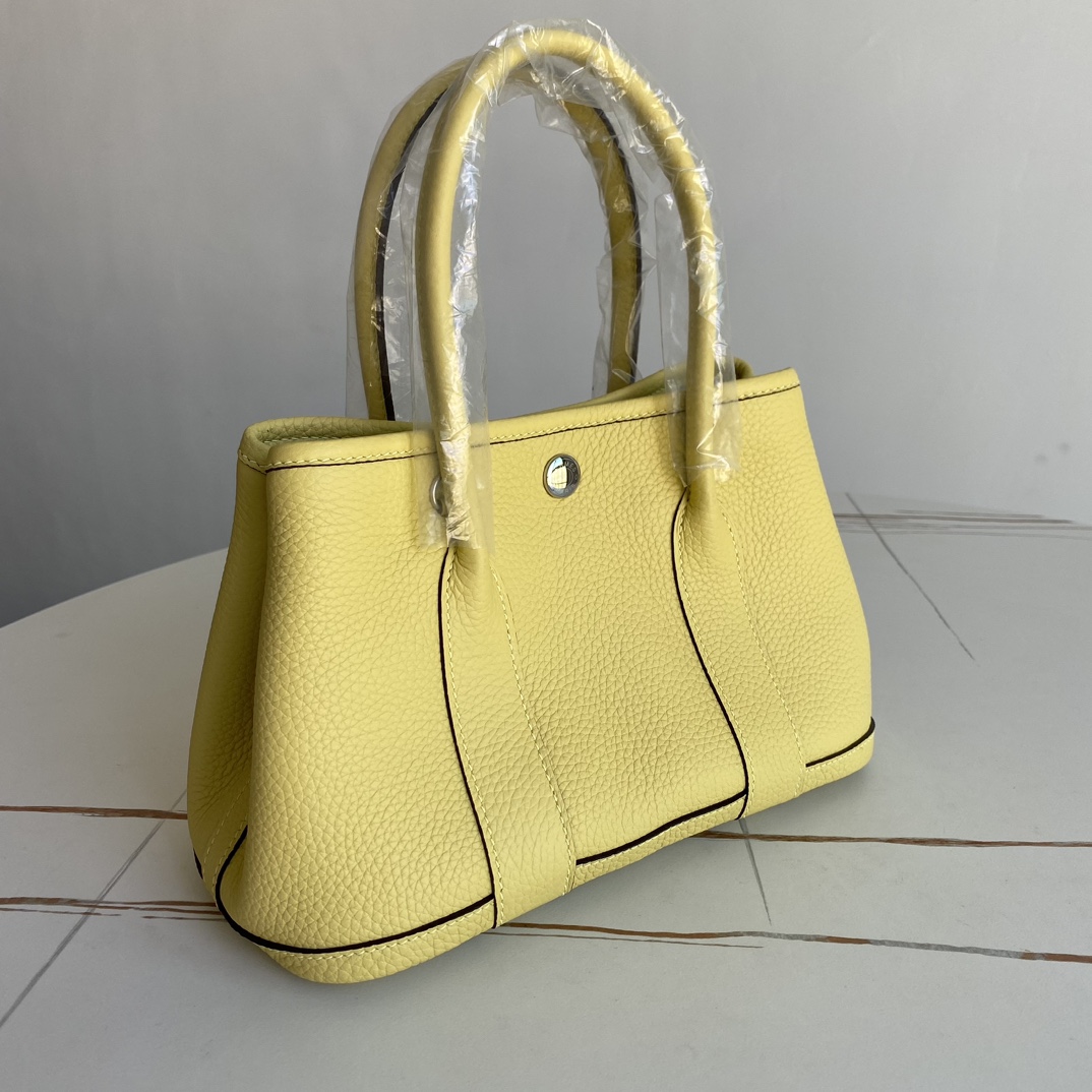 Hermes Garden Party 36 Bag In Yellow Clemence
