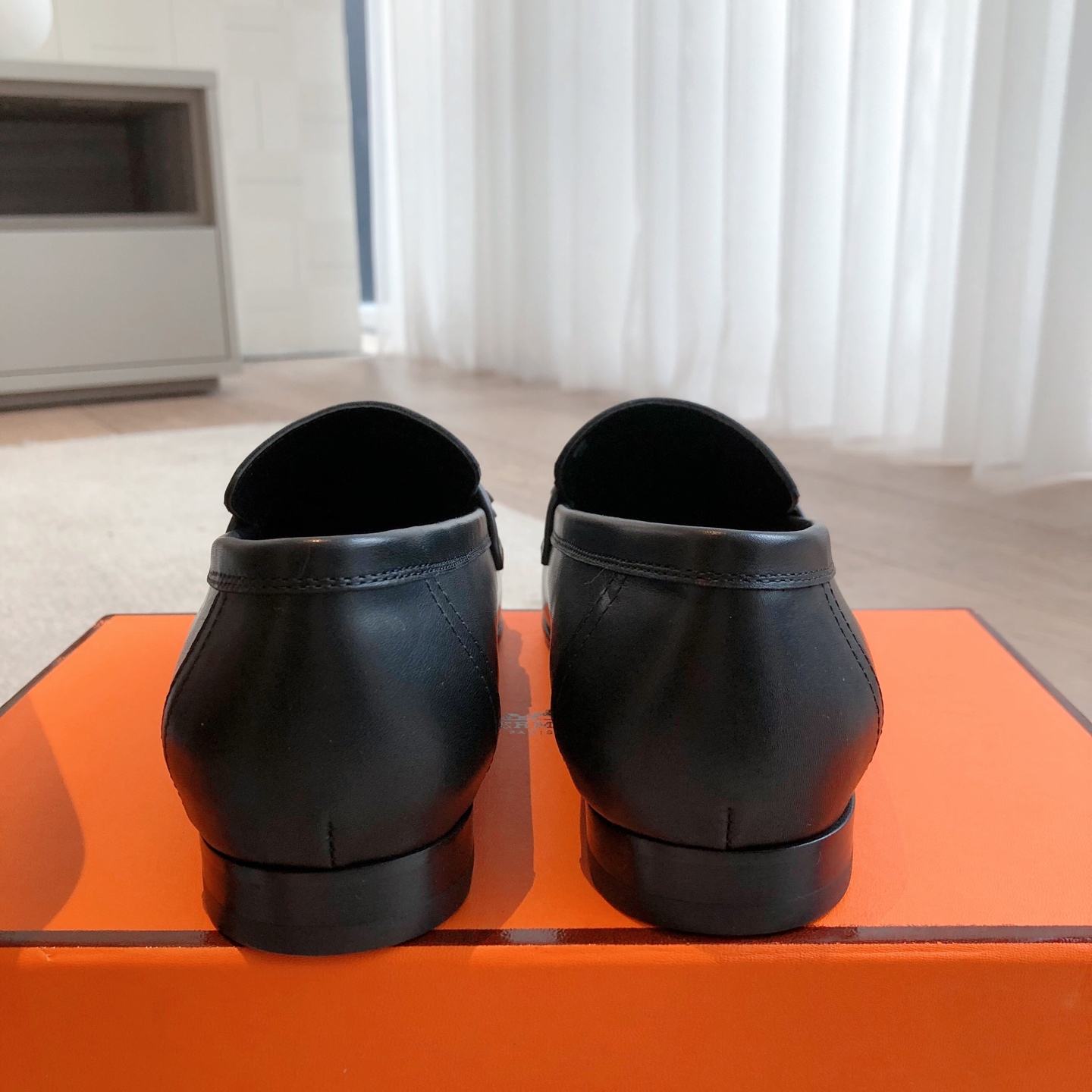 Hermes  Goatskin Womens Royal Loafers Black lo go H black