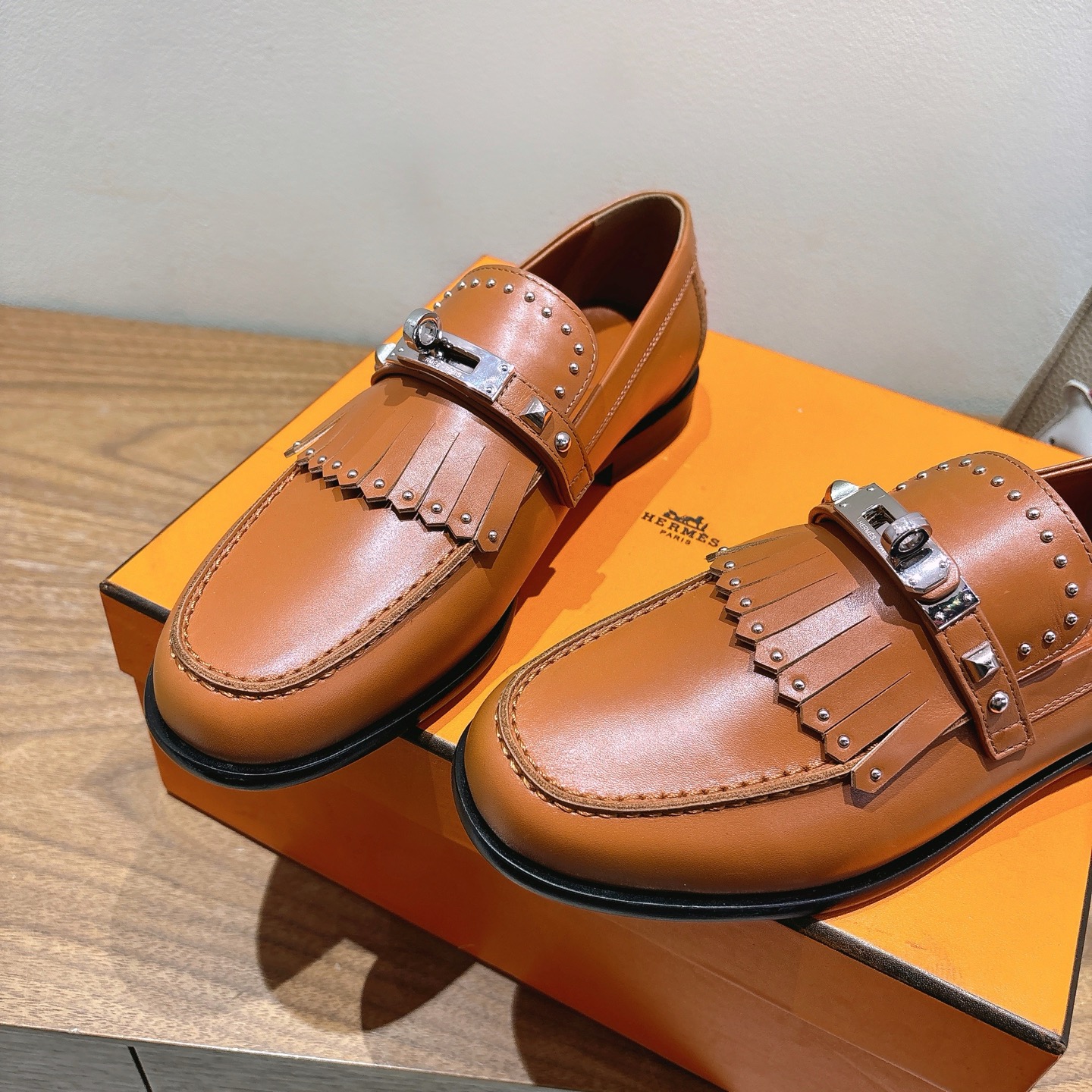 Hermes  Goatskin Womens Royal Loafers  Naturel