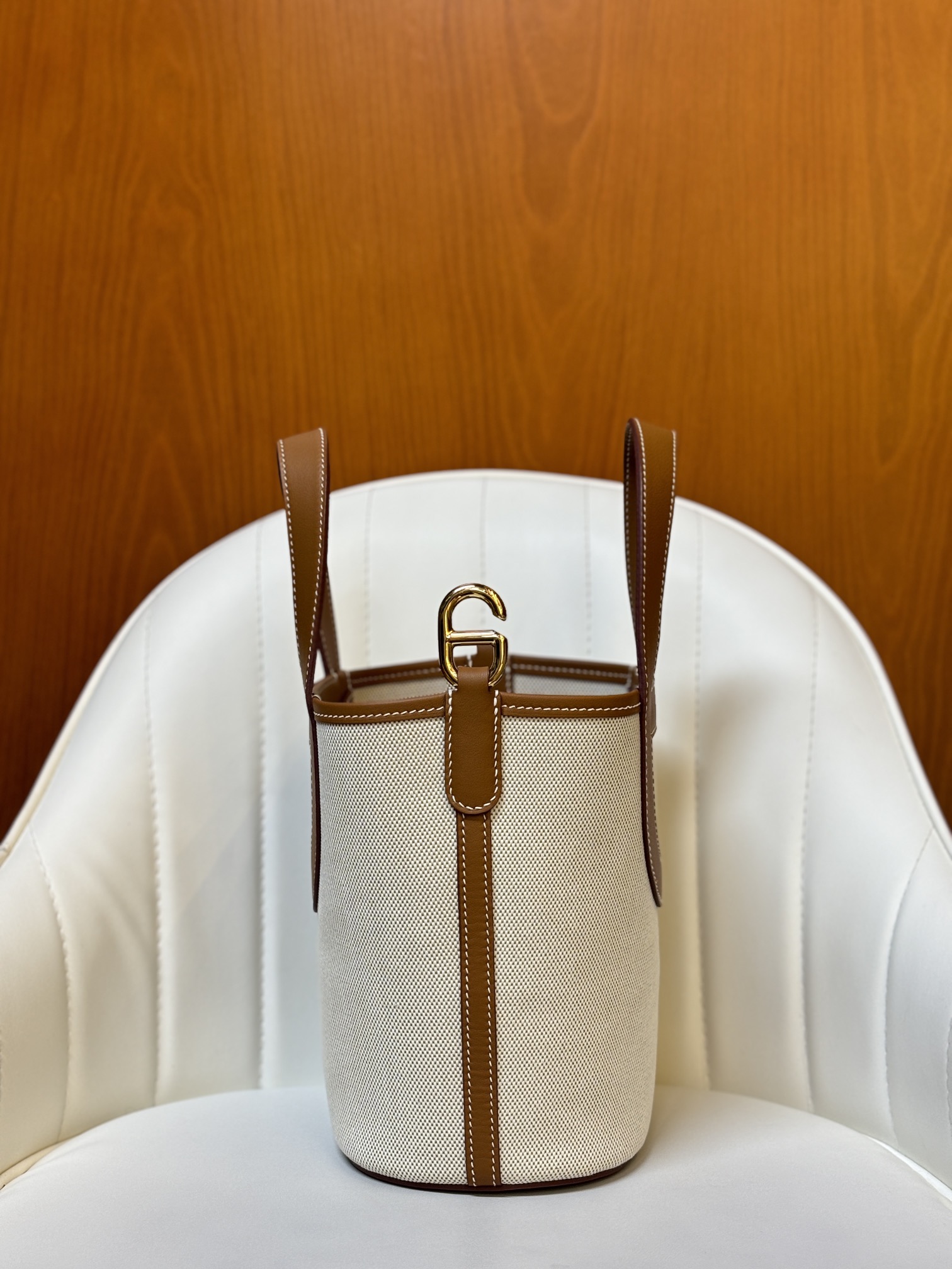 HERMES Gold leather and Toile H canvas IN THE LOOP 18 Bag