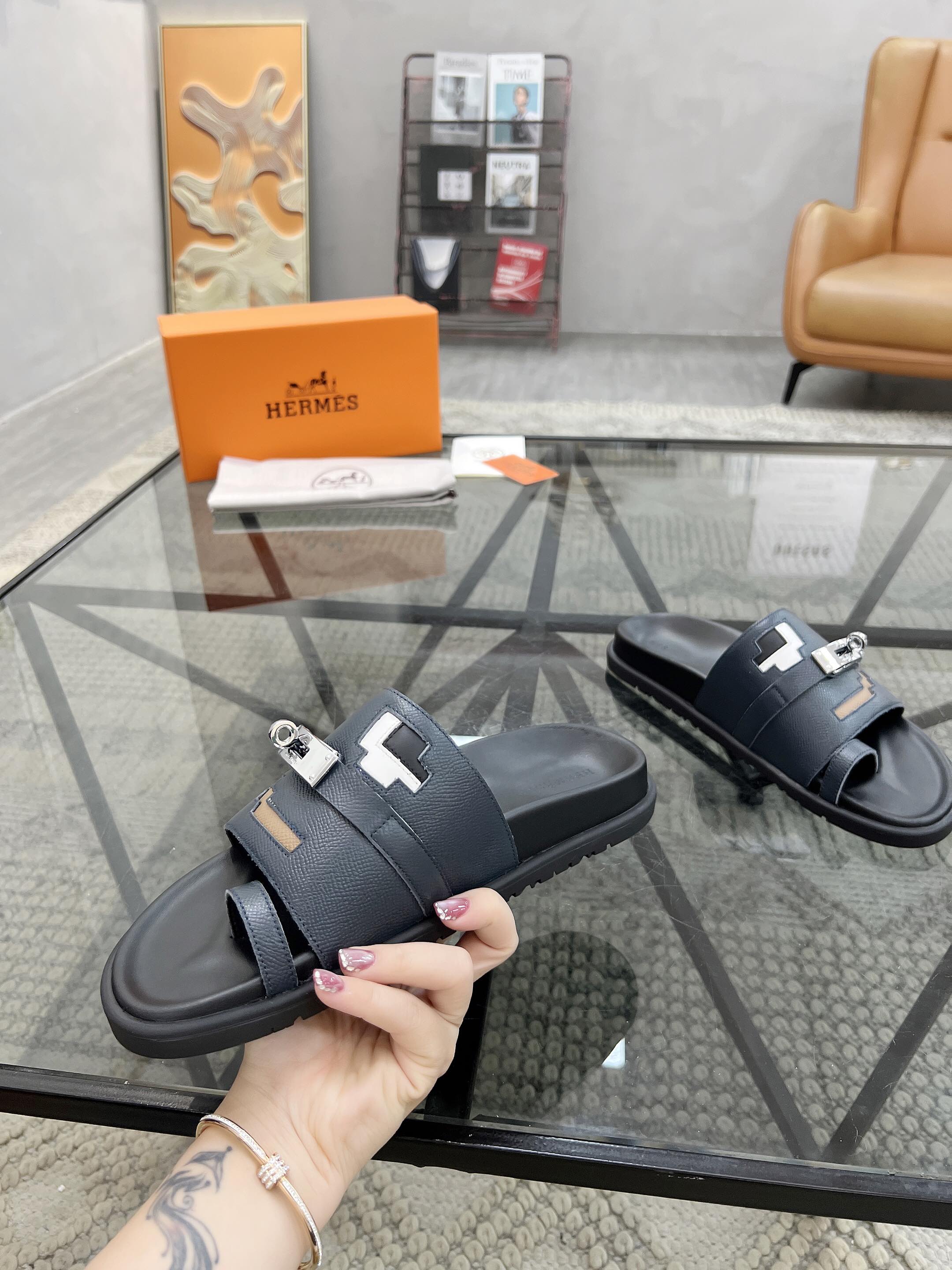 Hermès Navy Leather Slides - Silver Kelly Buckle