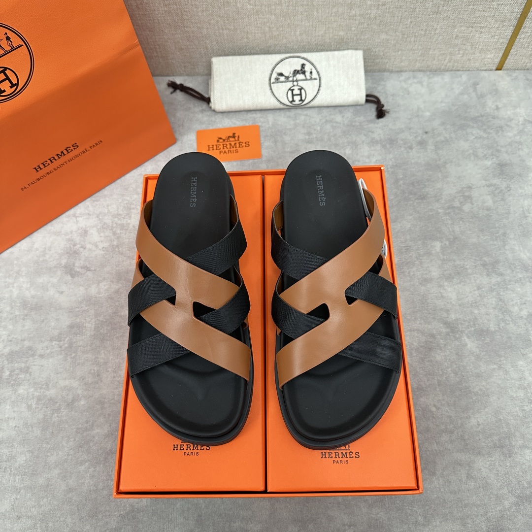 Hermès Black Brown Slides