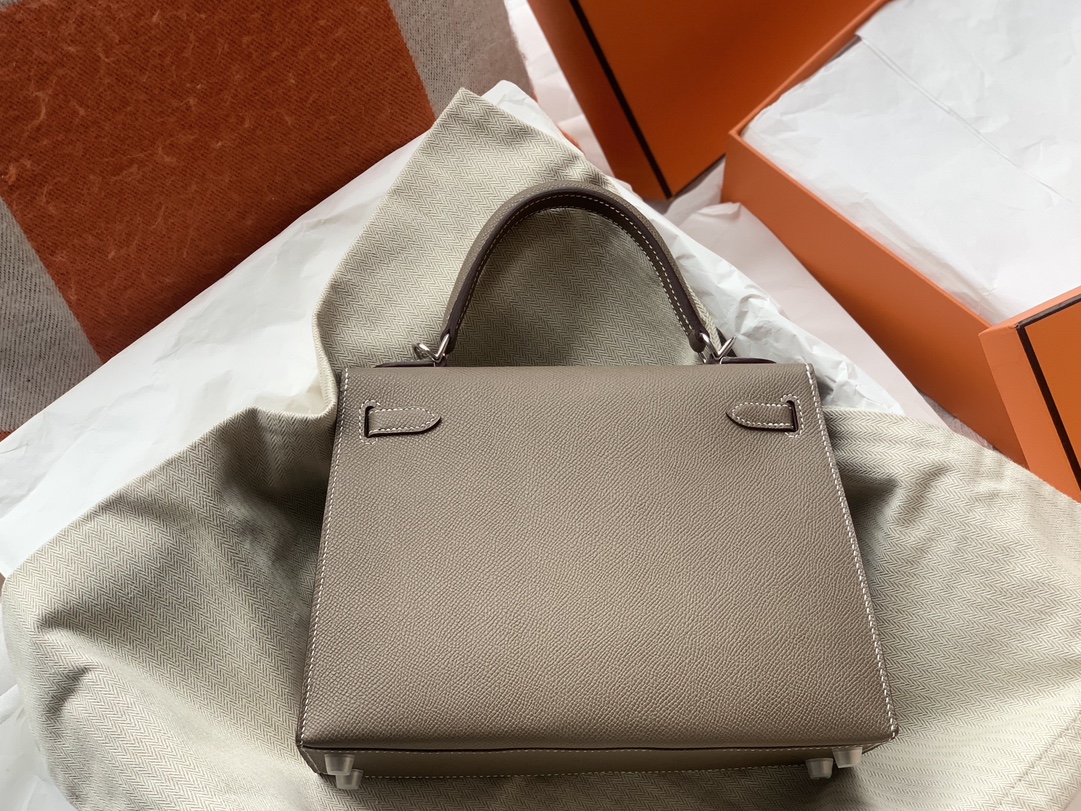 Hermes Light Brown Handbag Silver Lock With 25CM Strap