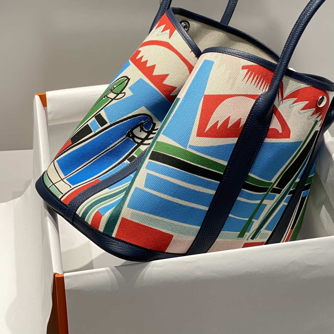 Hermes Multicolor Sea, Surf & Fun Clemence And Toile