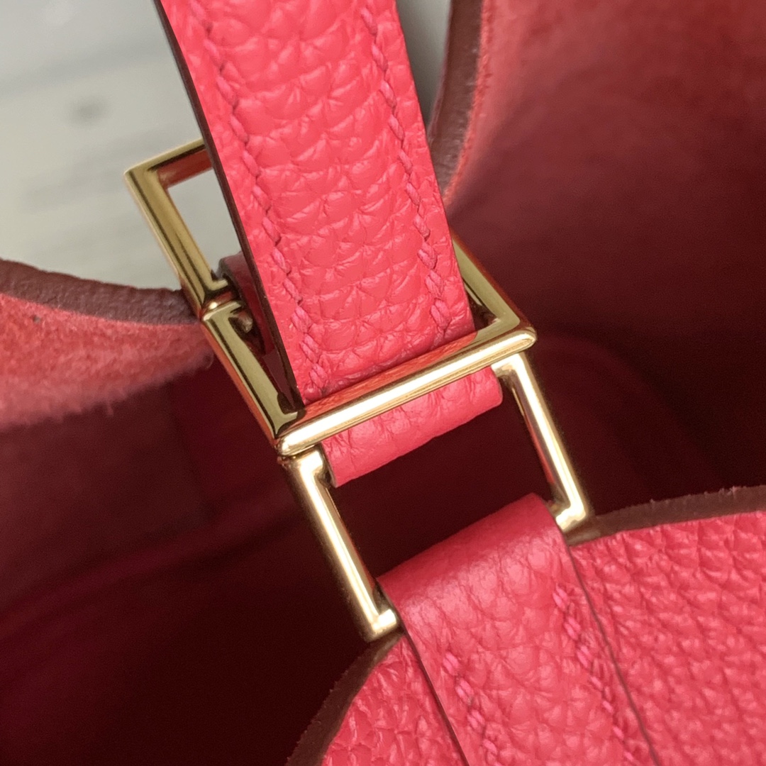 Hermes Picotin 18 Bag Red