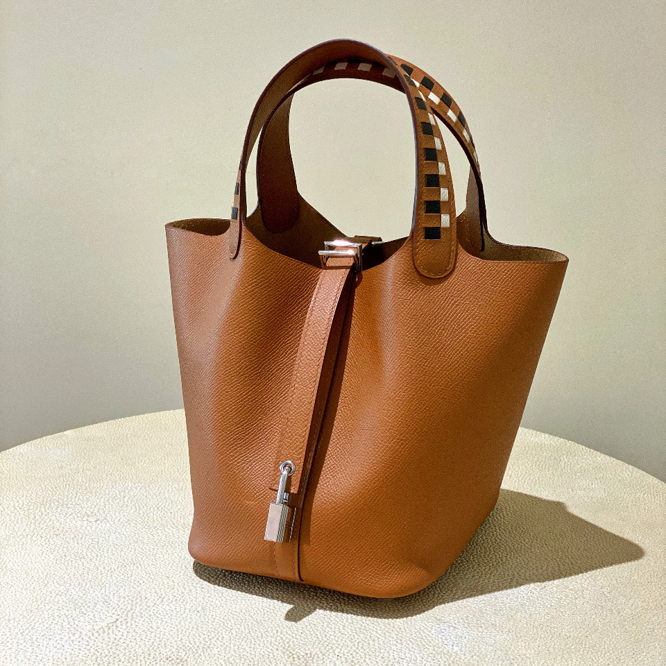 Hermes Picotin 18 Taurillon Clesmence Gold