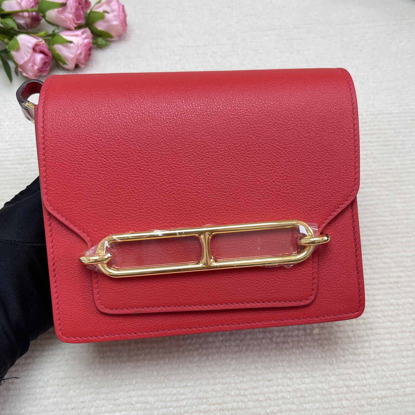 Hermes Red Togo Gold Hardware Roulis 23 Handbag