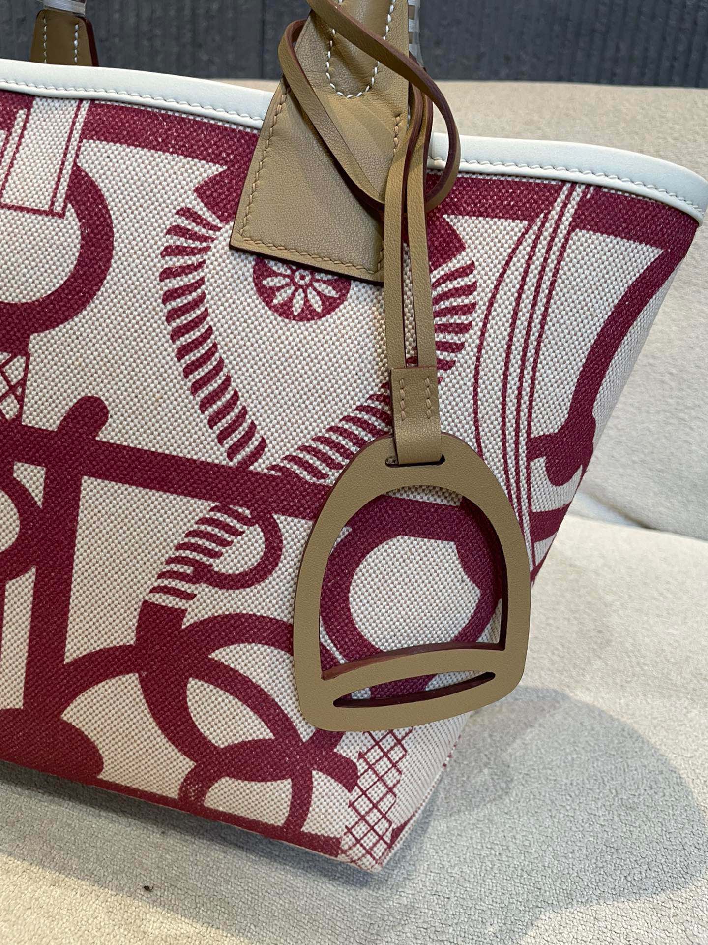 Hermes Steeple 25 Tote Bag - Purple