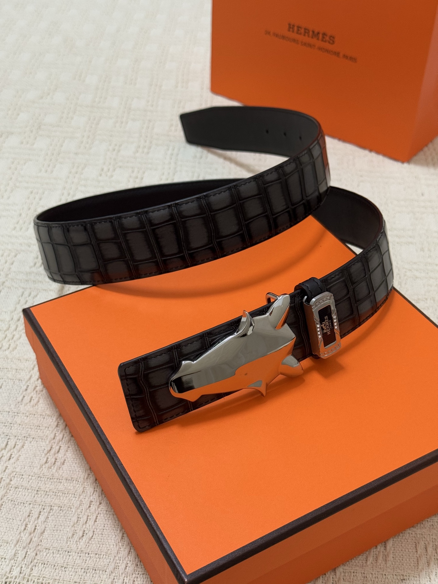 Hermes Style Black Croc-Embossed Leather Belt with Silver Horse Sculpted Buckle