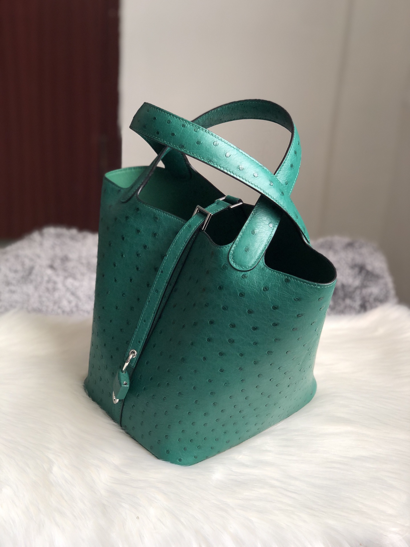 Hermes Vert Vertigo Ostrich Picotin Lock 18 Bag