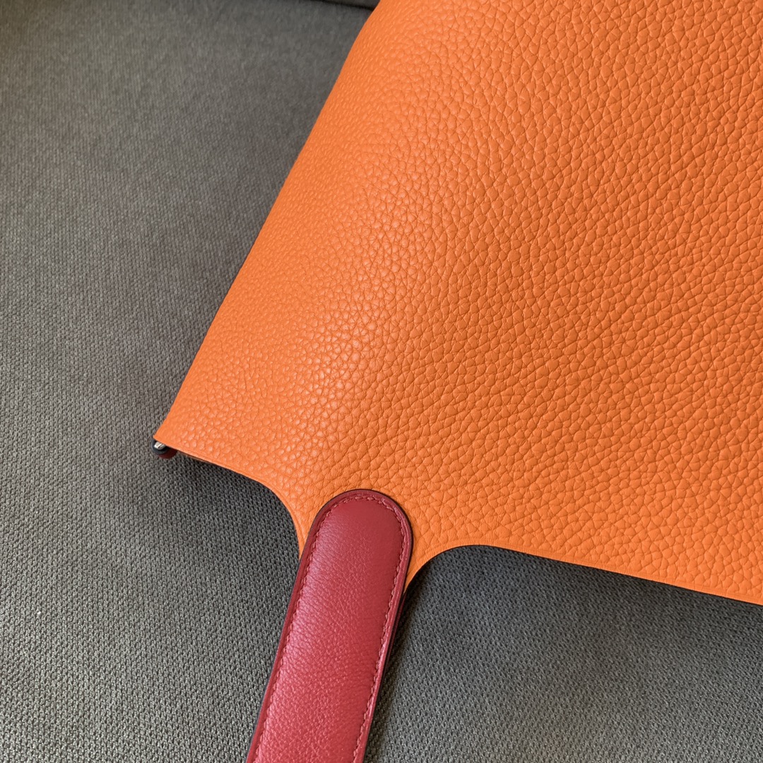 Hermes Women's Tote Bag Orange Picotin Lock 18 Bag Orange