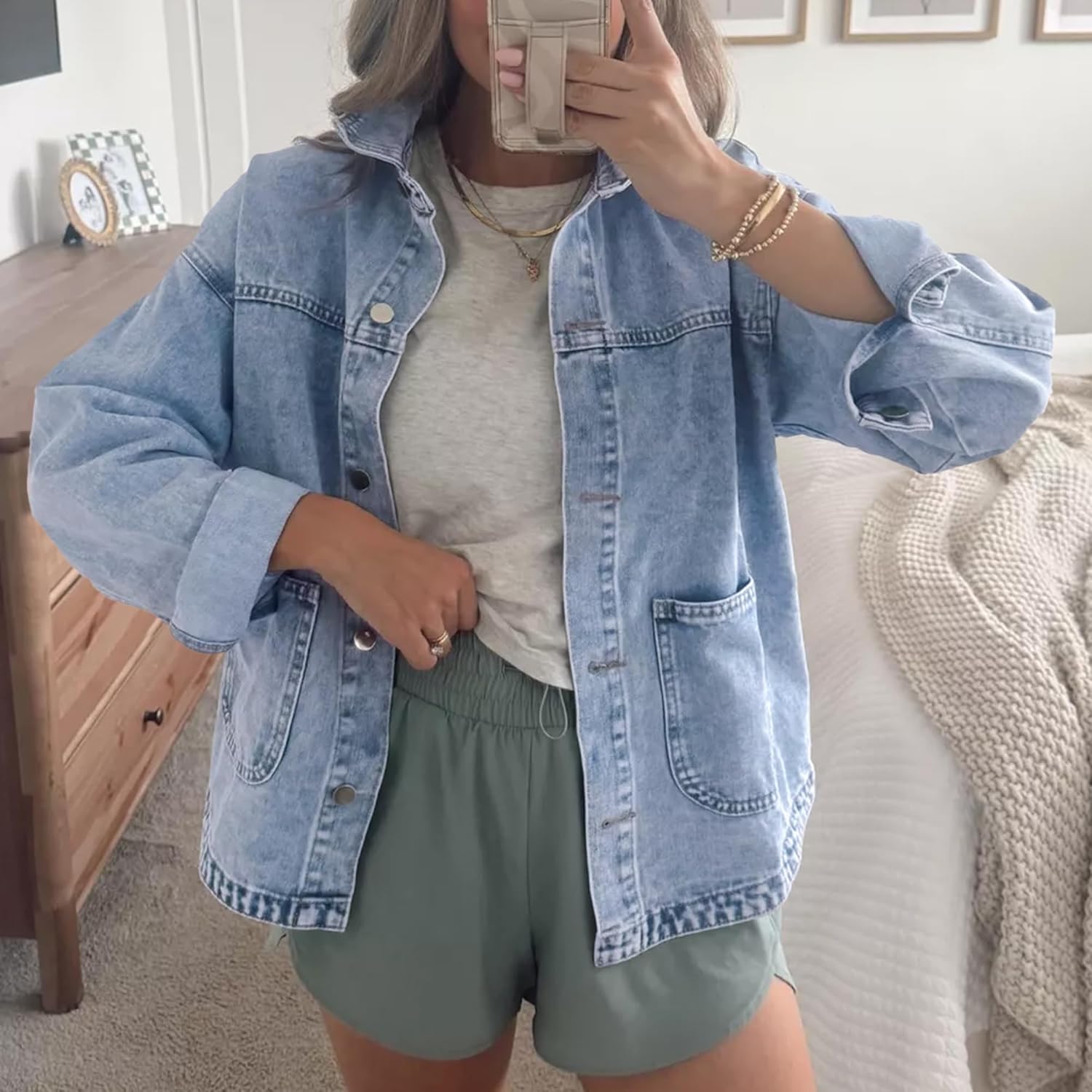 Hixiaohe Jean Jackets for Women Trendy Button Up Denim Shirt Jacket Oversized Long Sleeve Coat Fashion Clothes with Pockets