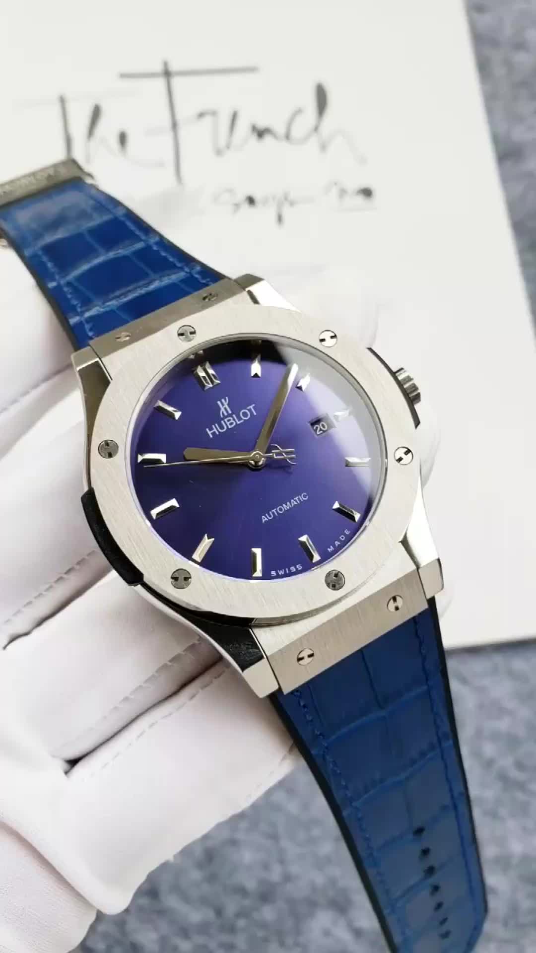 Hublot Classic Fusion Automatic Blue Sunray Dial Titanium 38mm Men's Watch