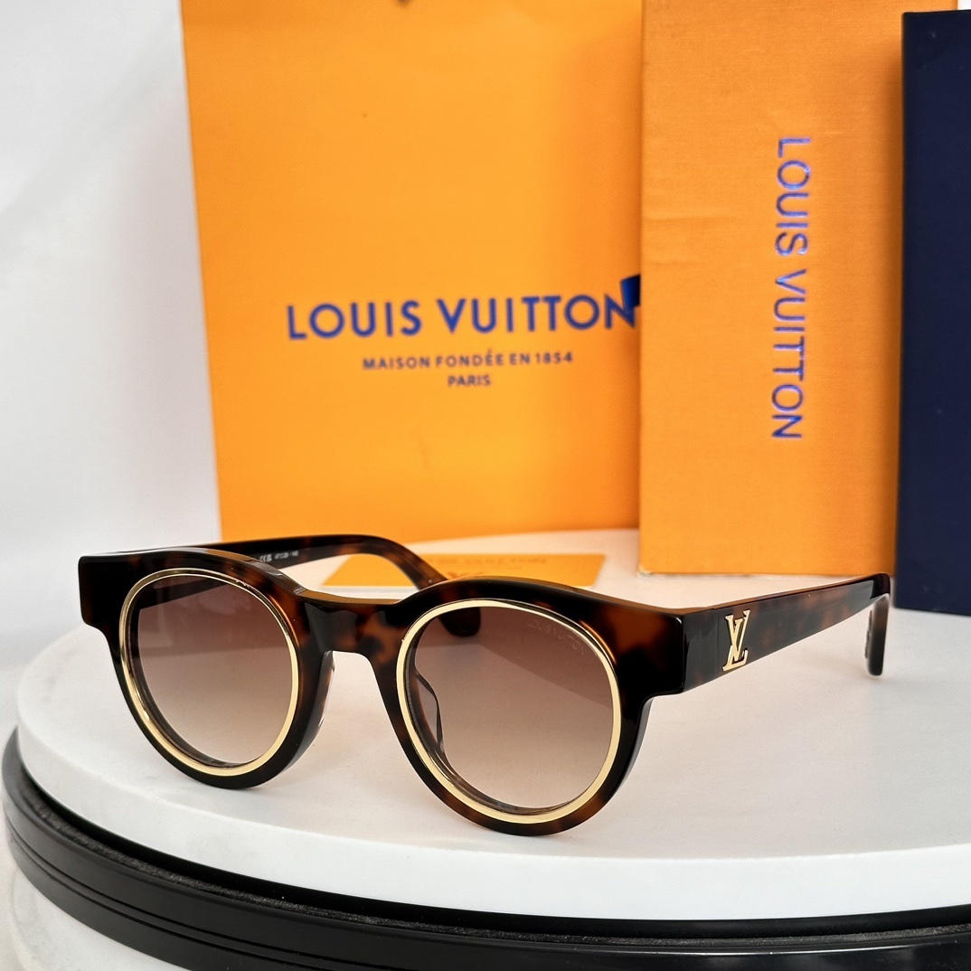 Louis Vuitton Round Sunglasses - Black Frame with Gold Detail