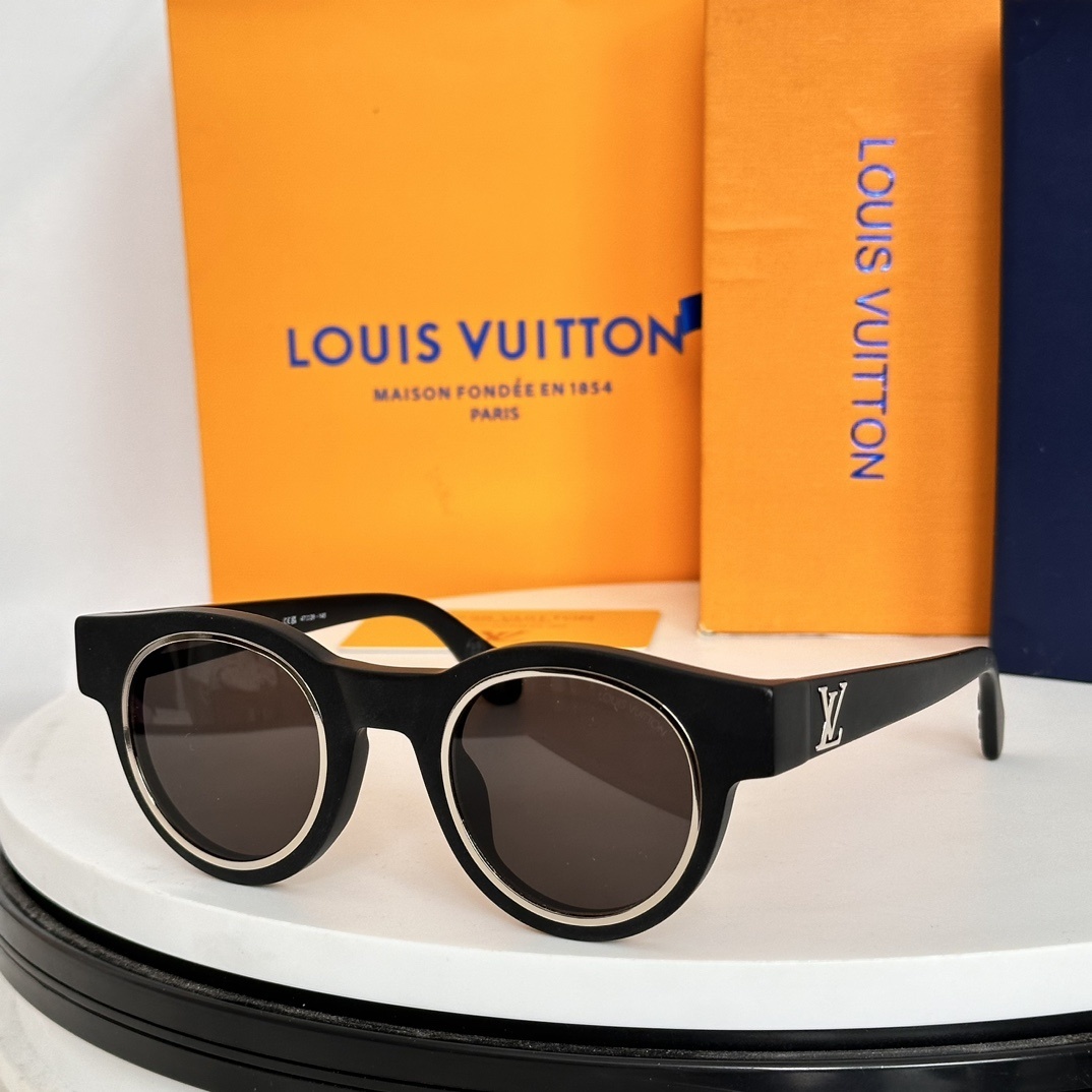 Louis Vuitton Round Sunglasses - Black Frame with Gold Detail