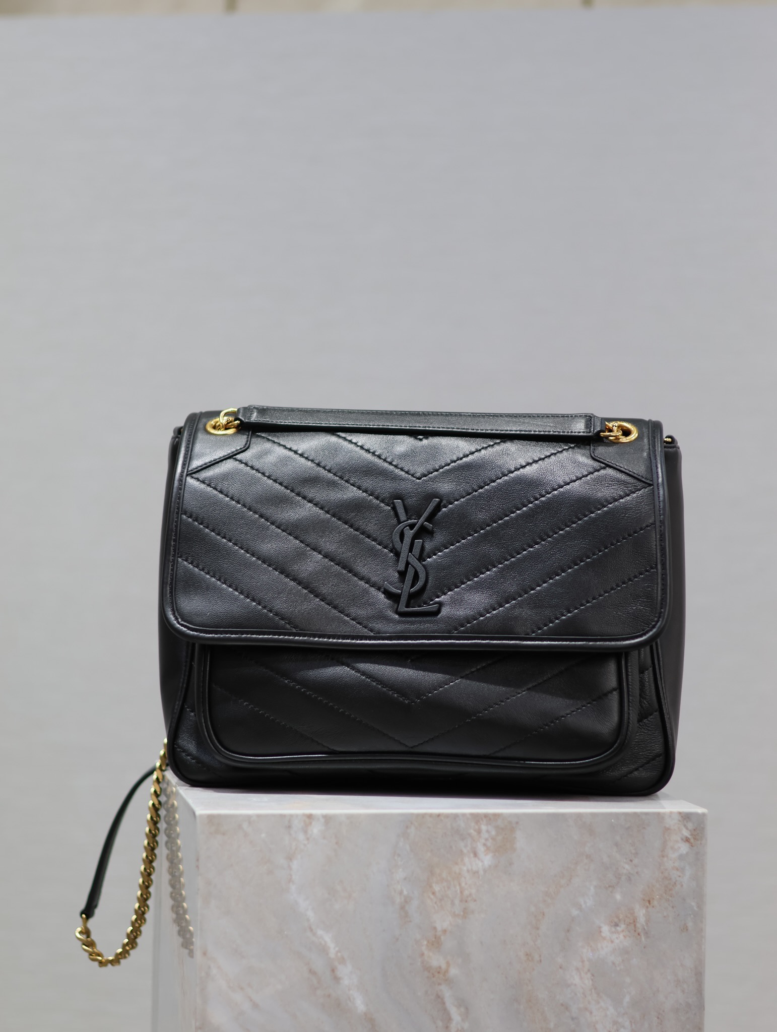 Saint Laurent NIKI MEDIUM IN VINTAGE LEATHER | Saint Laurent | YS