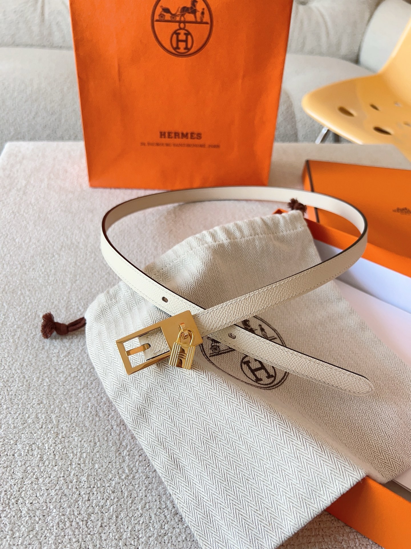 Hermès Kelly Belt in Cream Epsom Leather with Gold Hardware