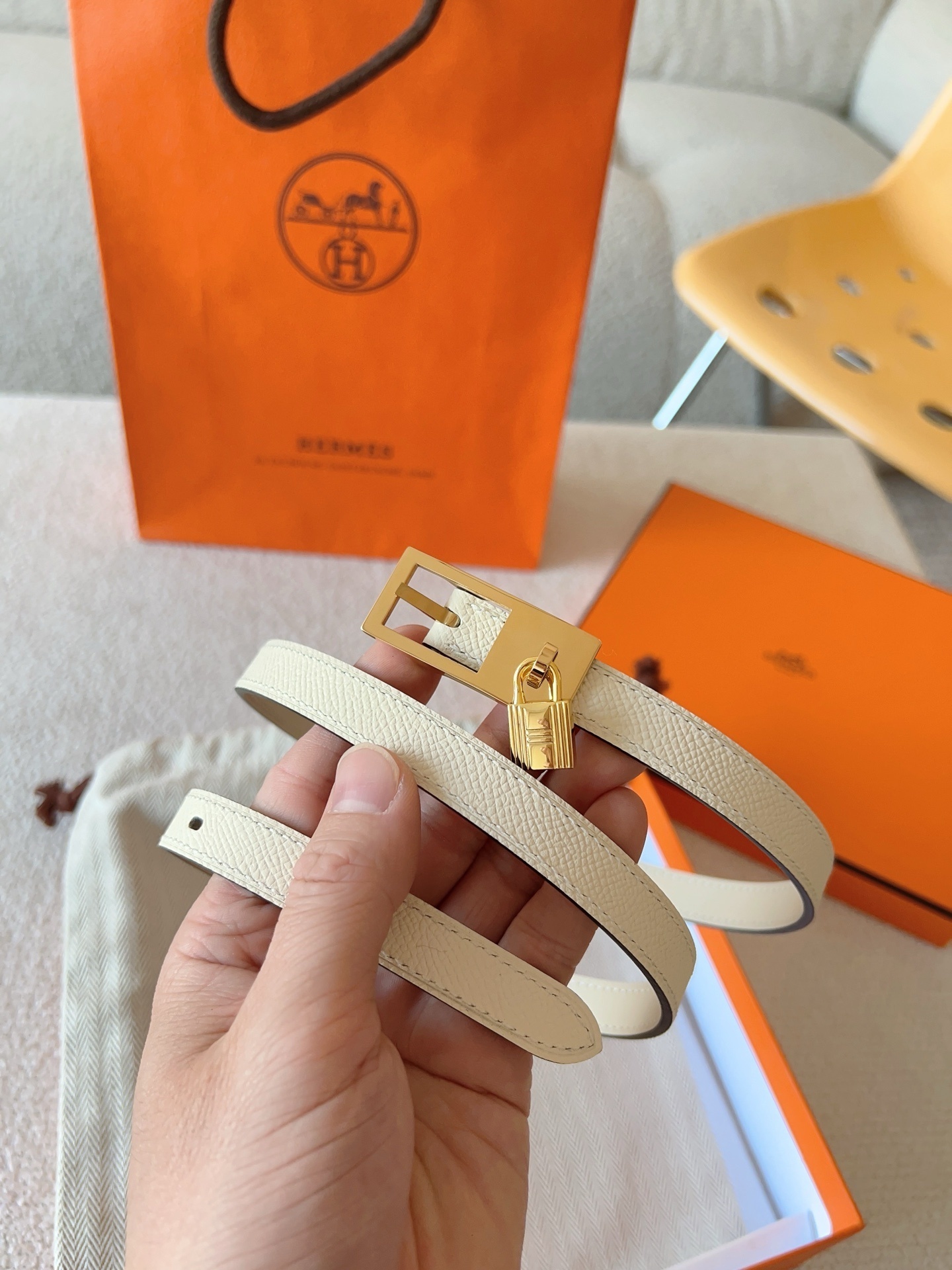Hermès Kelly Belt in Cream Epsom Leather with Gold Hardware
