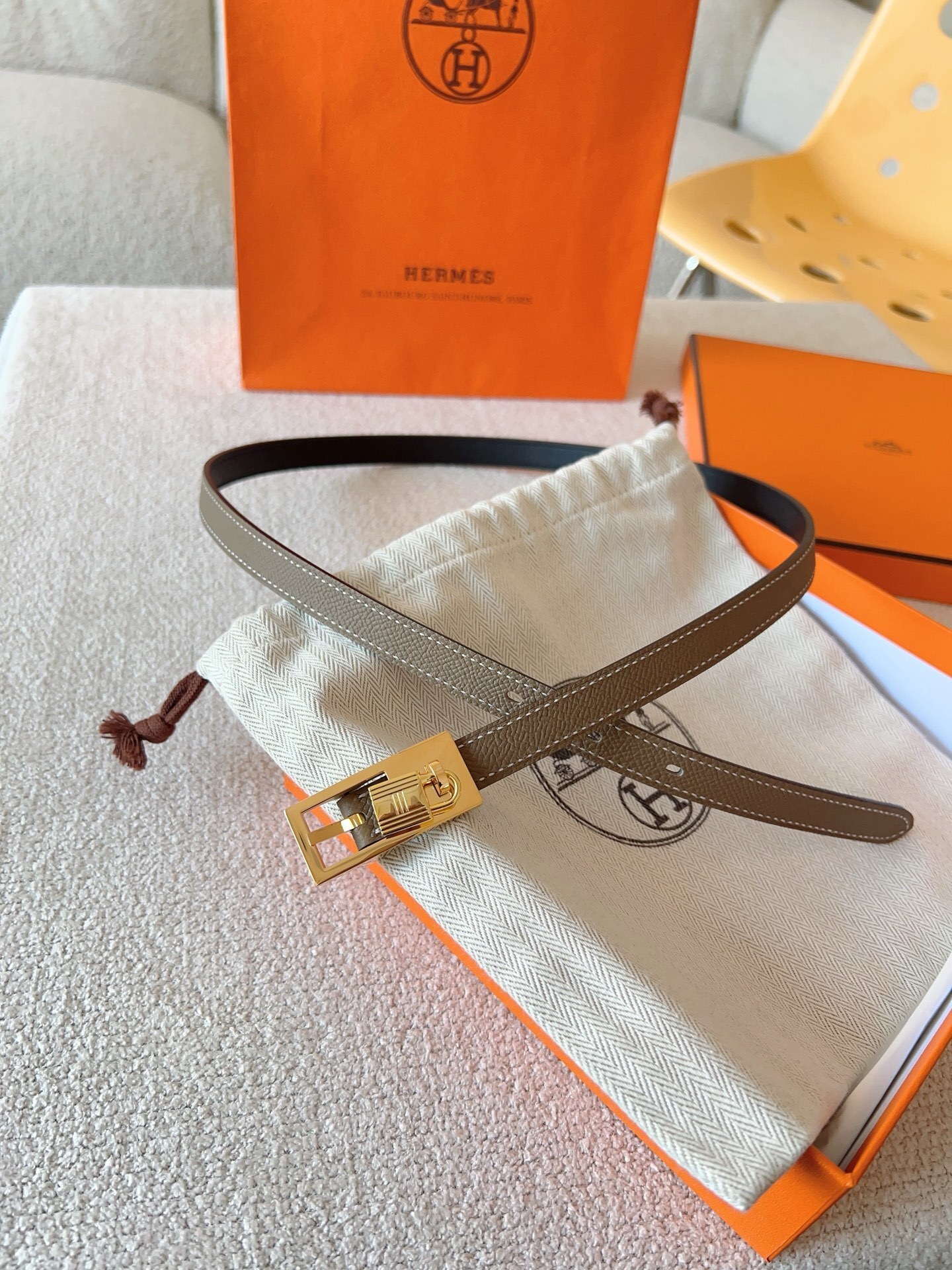 Hermes Kelly 18 Belt Etoupe Epsom Leather with Gold Hardware
