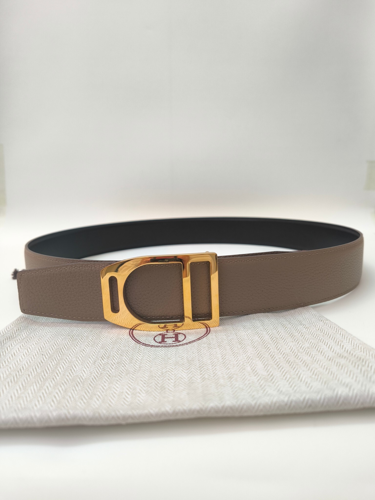 Hermès Reversible Etoupe Leather Belt with Gold-Tone Buckle