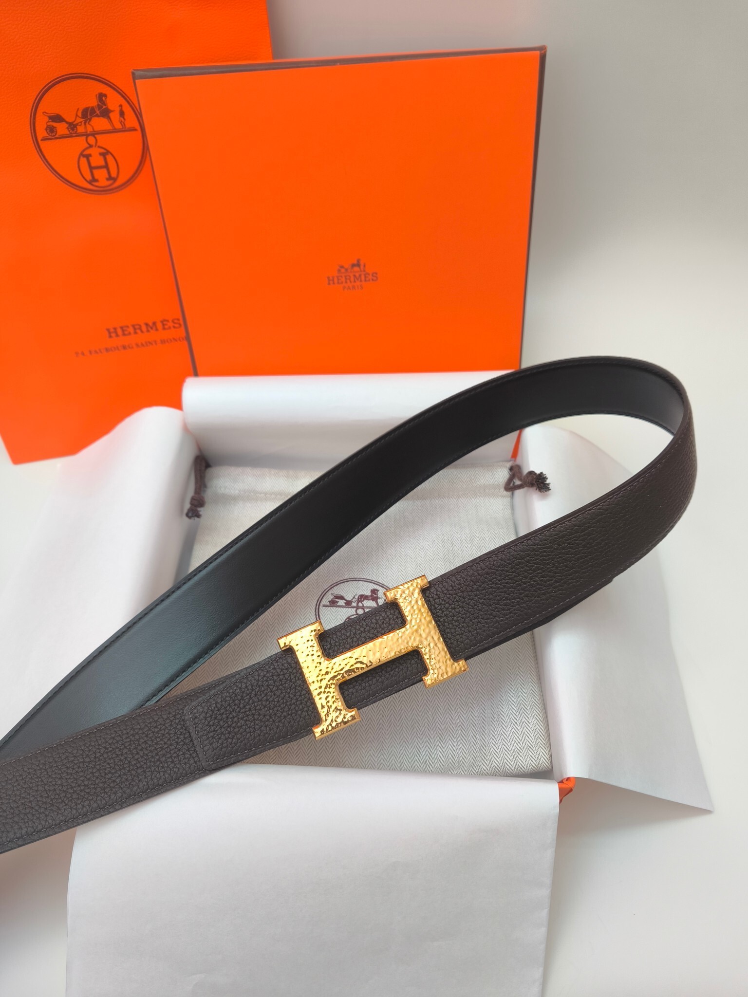 Luxury Hermes H Belt Hammered Gold Buckle Brown Togo Leather