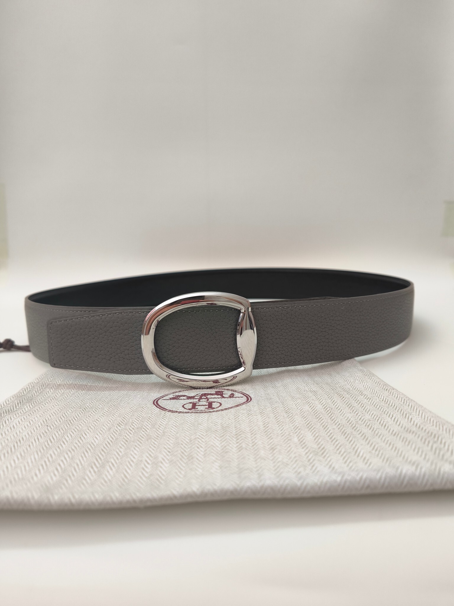 Luxury Reversible Pebbled Leather Belt with Silver Stirrup Buckle