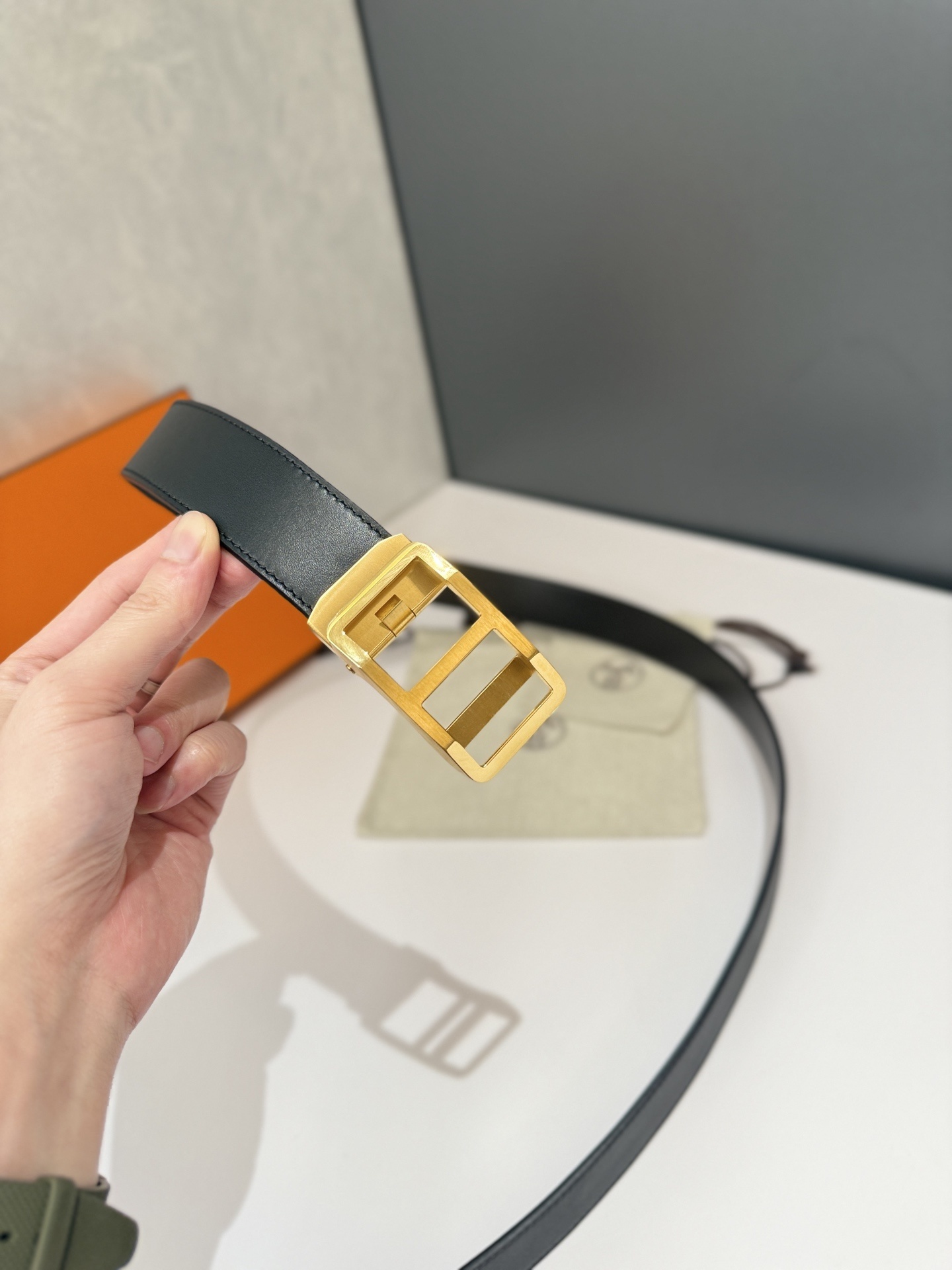 Luxury Black Leather Belt with Gold Rectangular Buckle for Men