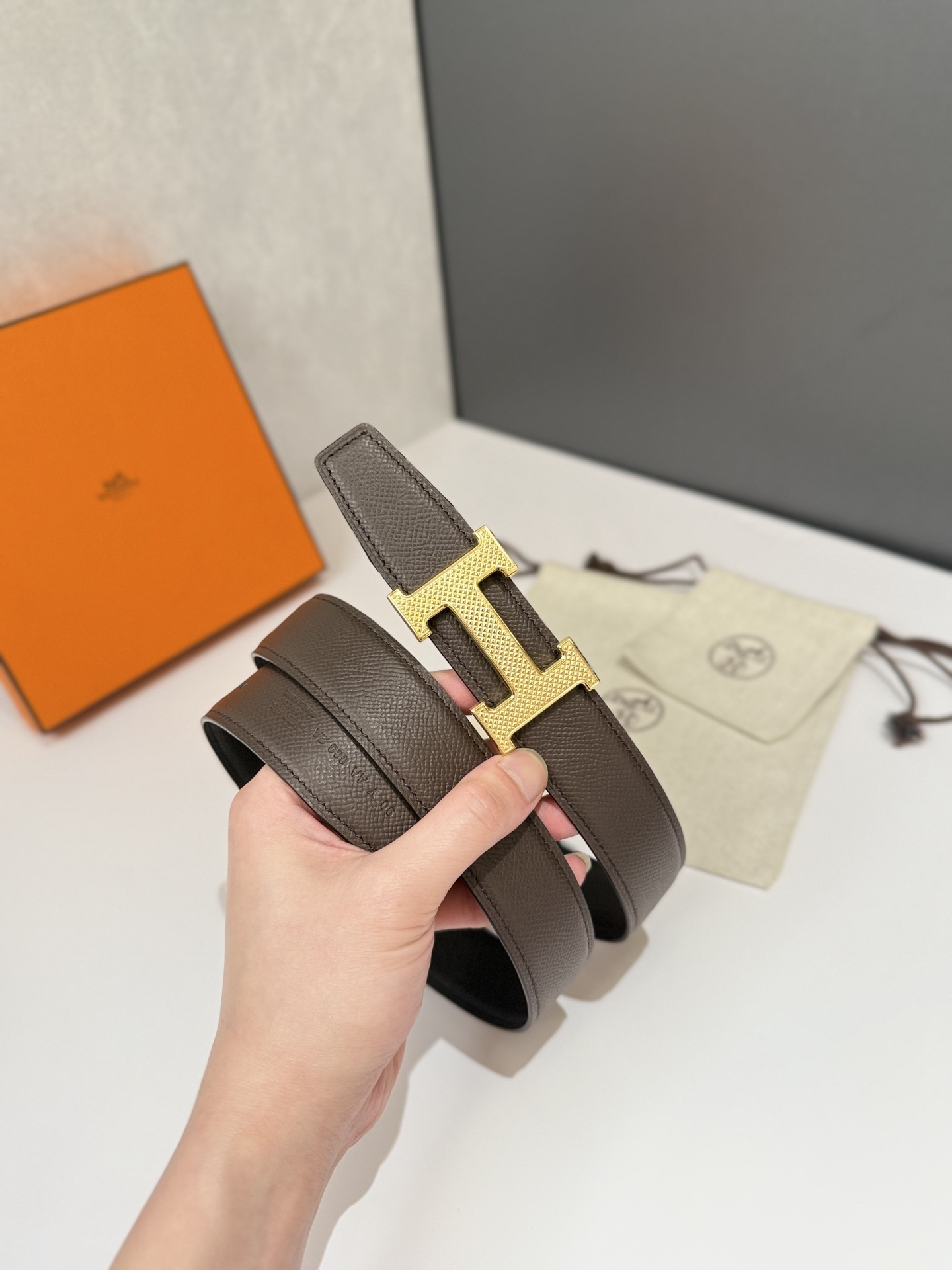 Luxury Black Leather Belt with Gold Textured H Buckle