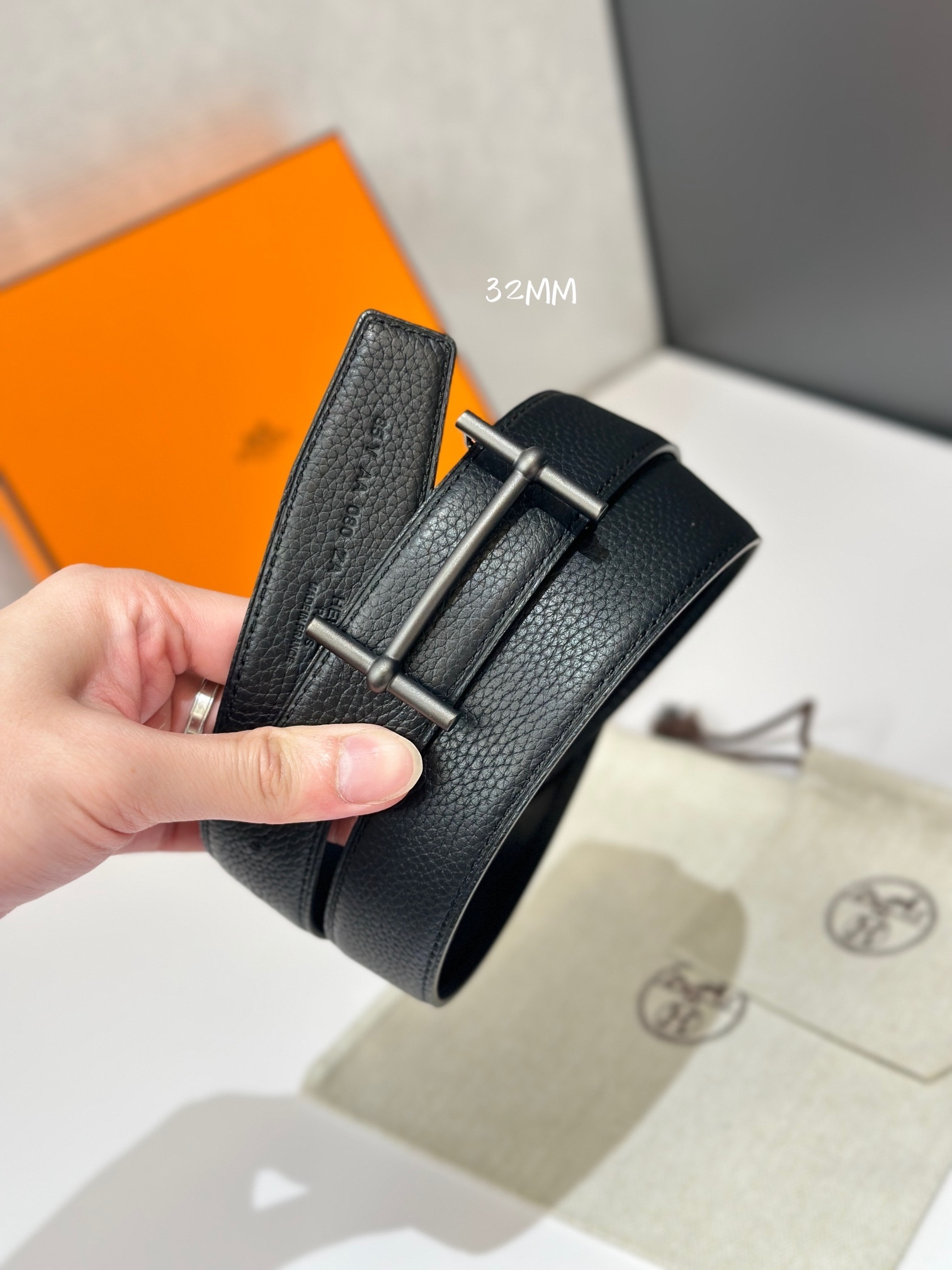 Hermes H d'Ancre Reversible Leather Belt 32mm with Buckle