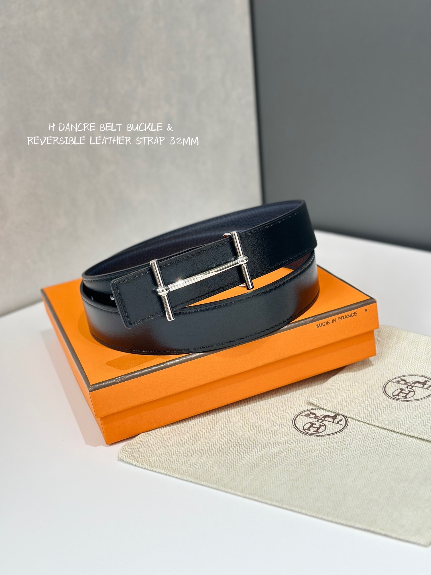 Hermes H d'Ancre Belt Buckle & Reversible Leather Strap 32mm - Navy