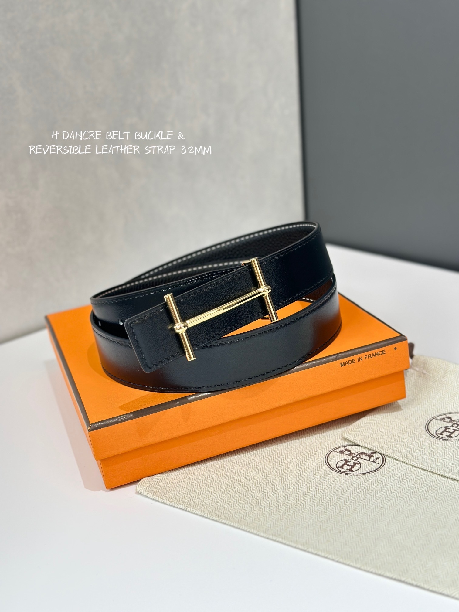Hermes H D'Ancre Belt Buckle & Reversible Leather Strap 32mm Gold/Black