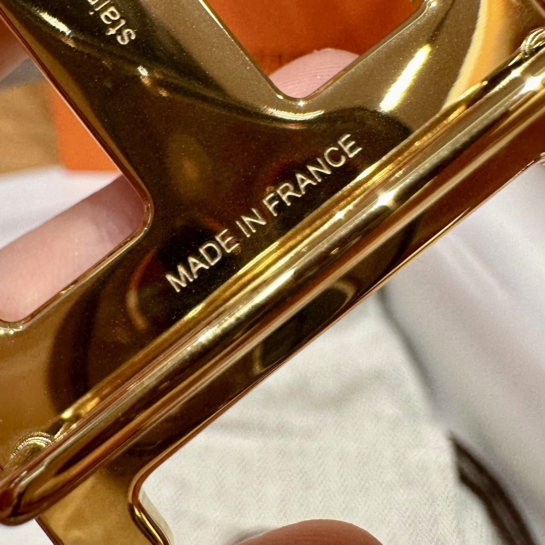 Hermès Reversible H Belt - Luxury Black & Tan Leather - Gold Buckle