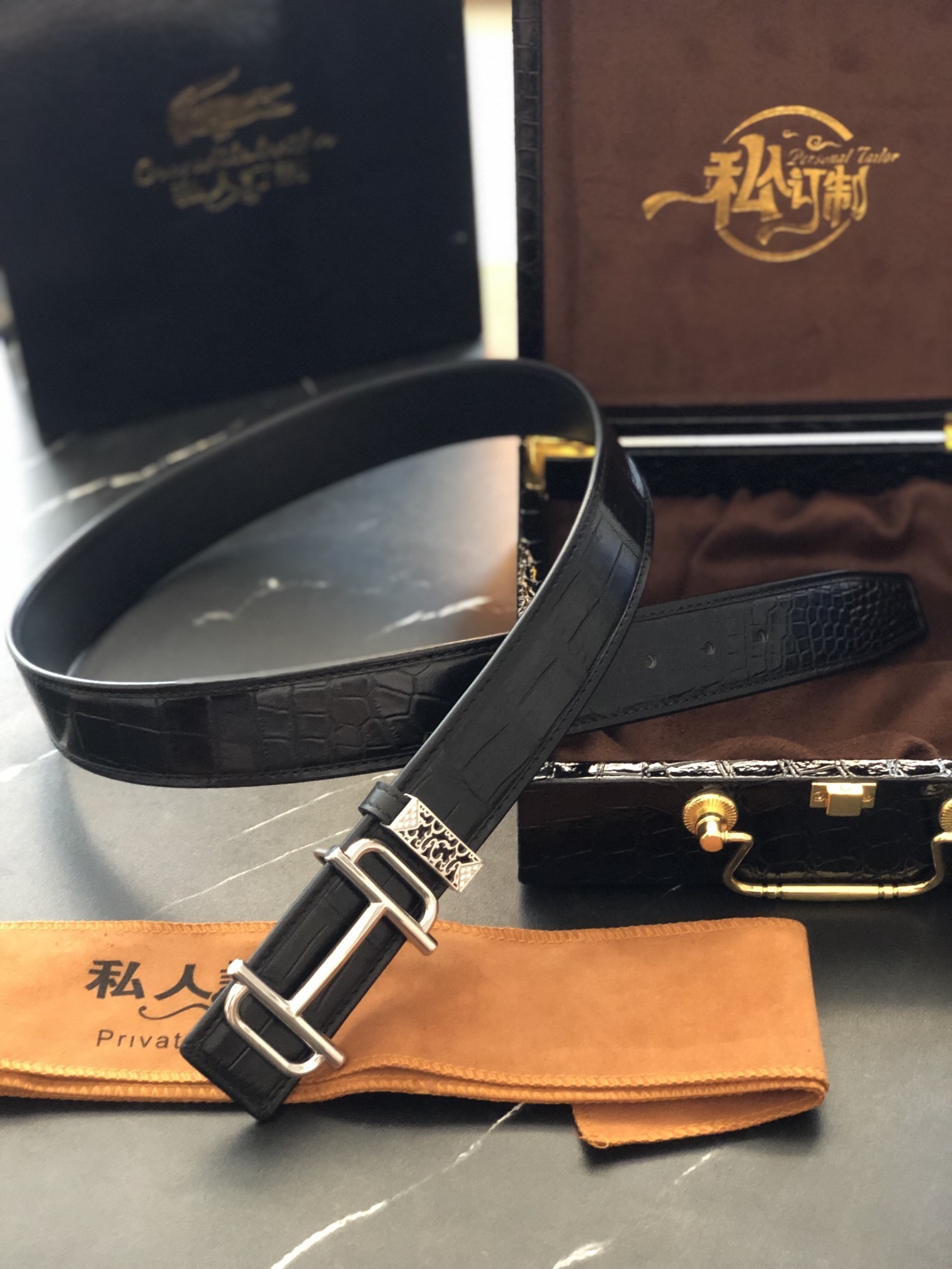 Luxury Men’s Black Crocodile Pattern Leather Belt with Silver Buckle