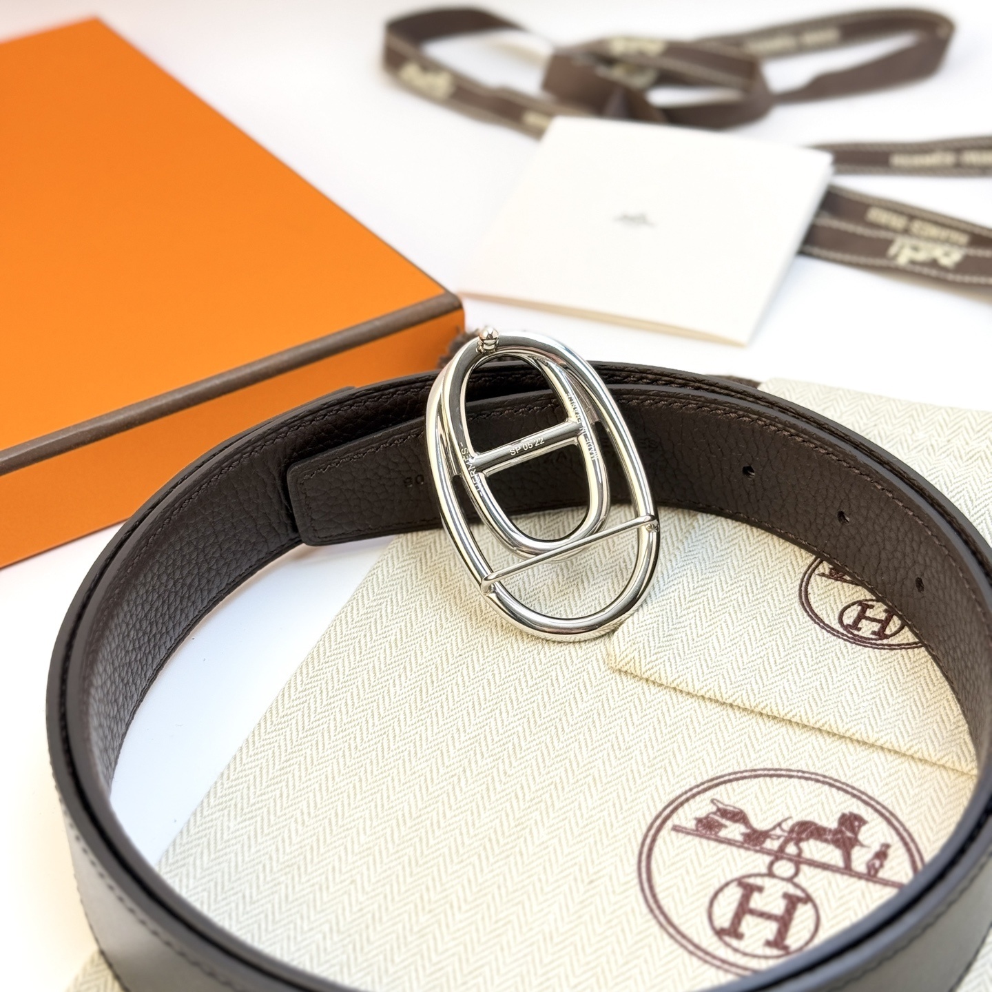 Hermès Odyssée Buckle & Reversible 32mm Leather Belt