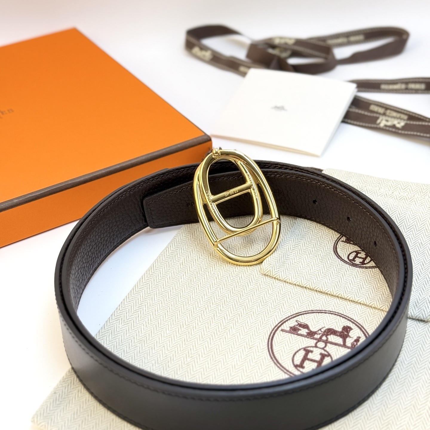 Hermès Odyssée Reversible Leather Belt 32mm Gold Buckle