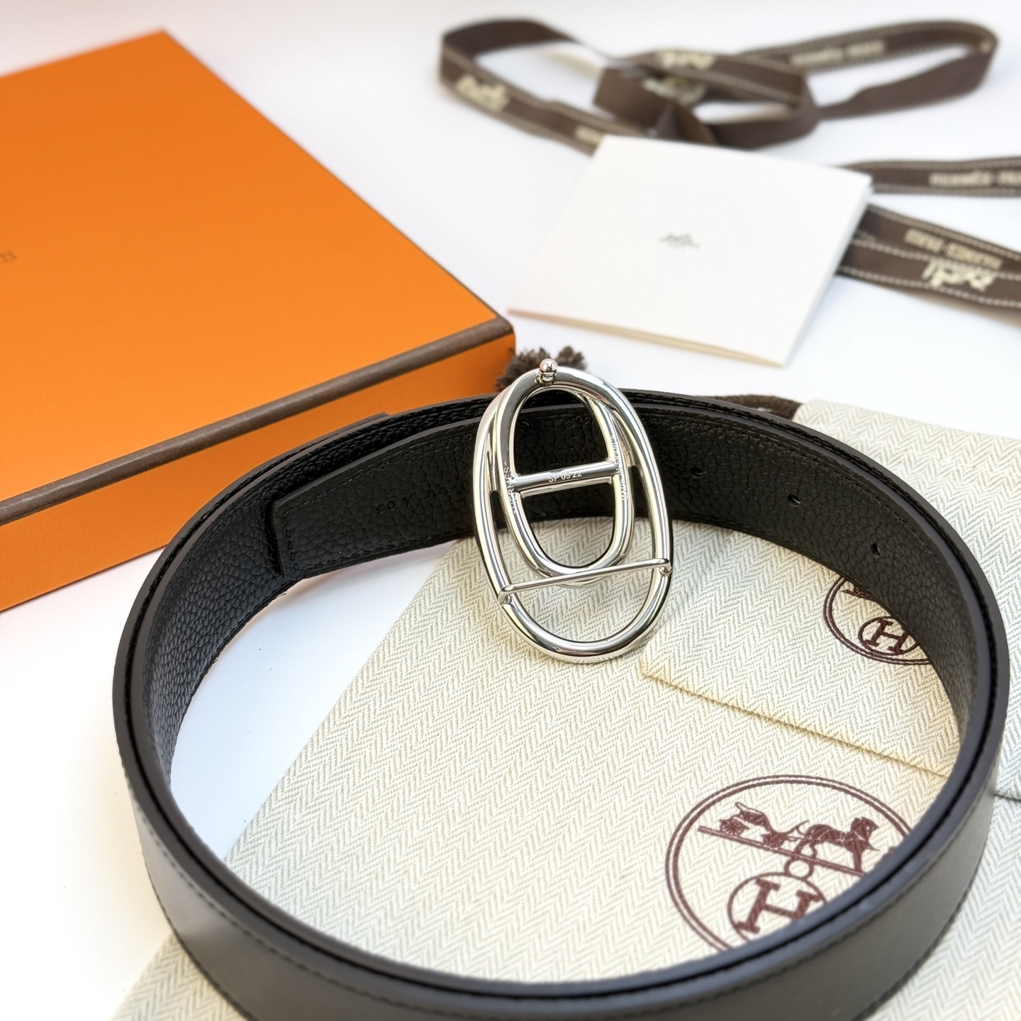 Hermès Odyssée Belt Buckle & Reversible Leather Strap 32mm