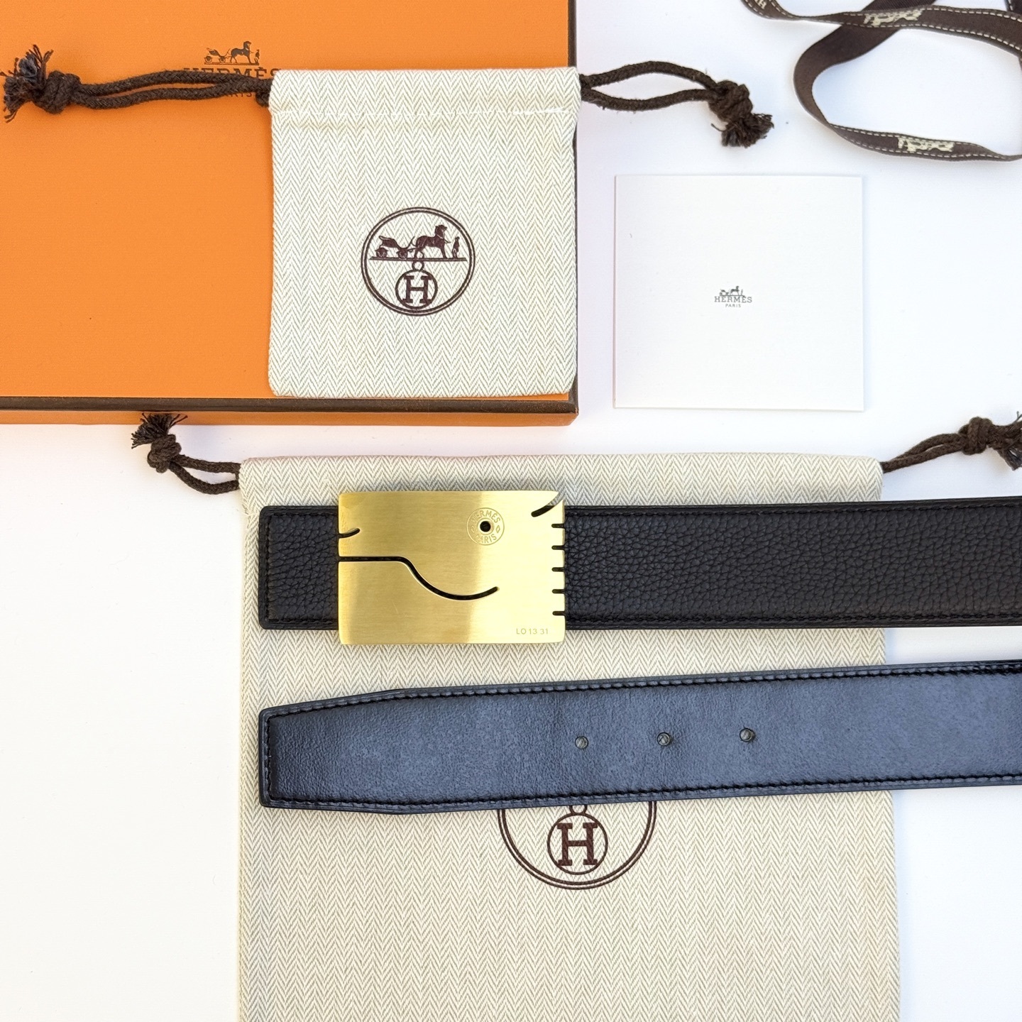 Authentic Hermès Reversible Leather Belt with Rare Gold Quizz Buckle