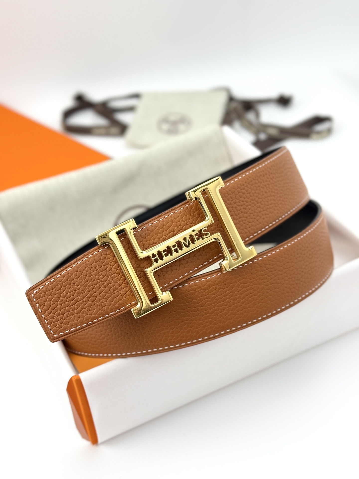 Hermes Reversible Leather Belt - Gold H Buckle - Tan & Dark Brown