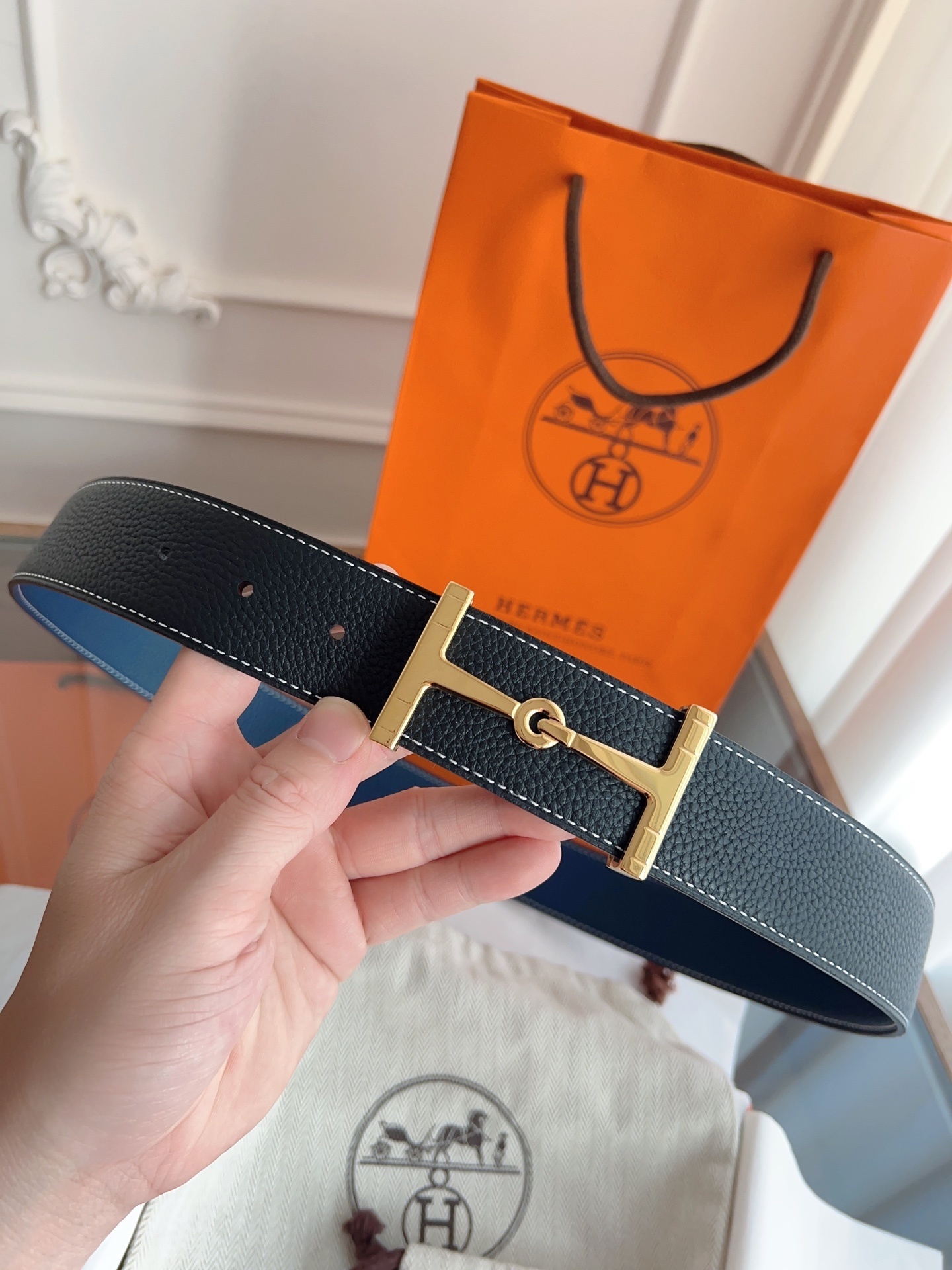 Luxury Black Pebbled Leather Belt with Gold Horsebit H Buckle