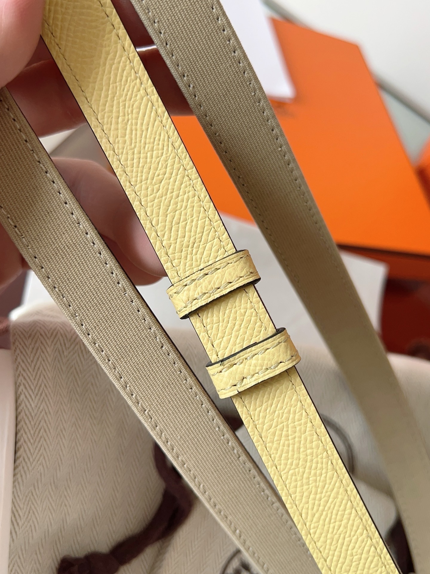 Hermès Kelly 18 Belt Beige Epsom Leather with Gold Hardware