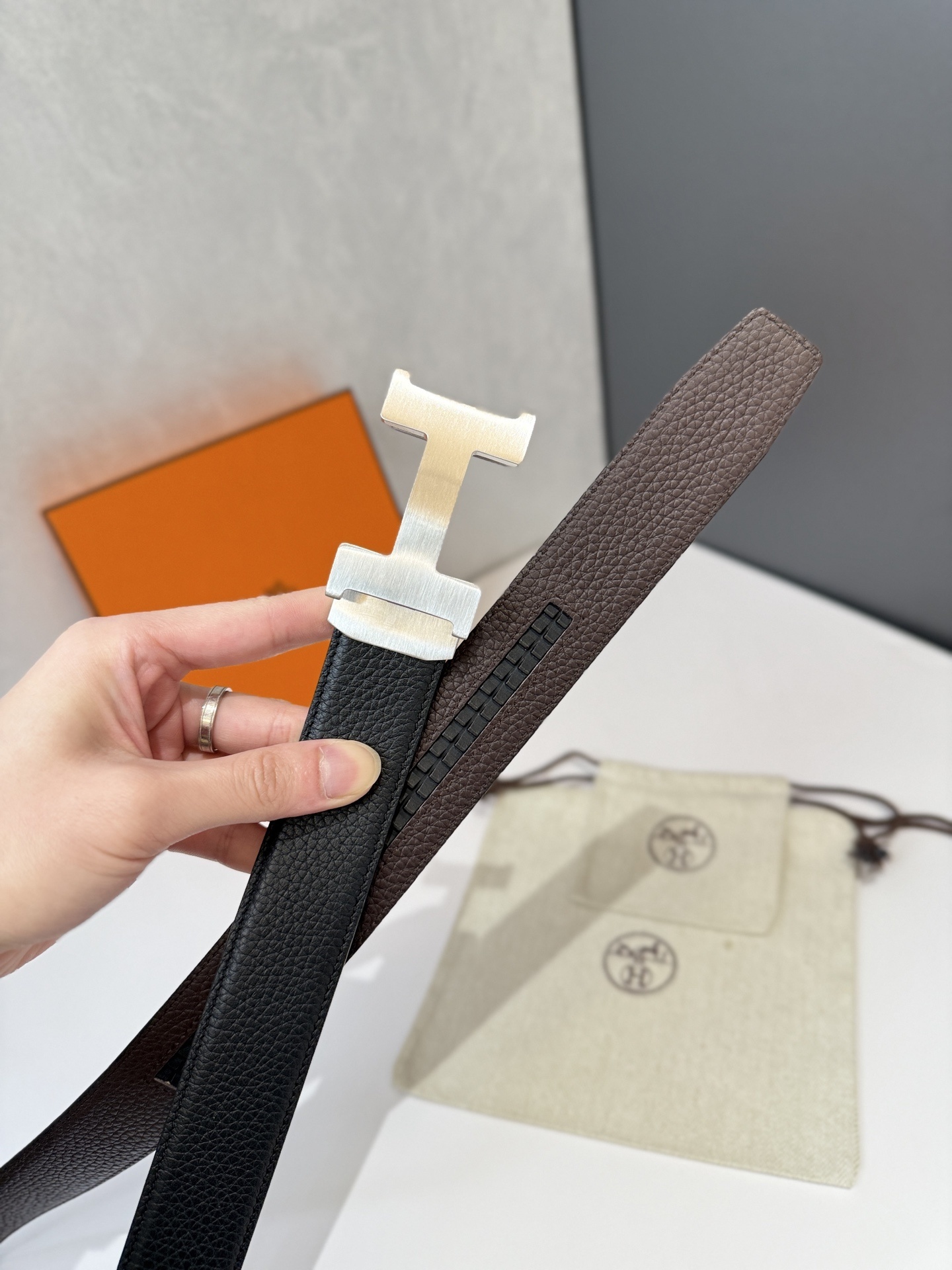 Luxury H Buckle Black Pebble Leather Belt - Silver Satin Finish