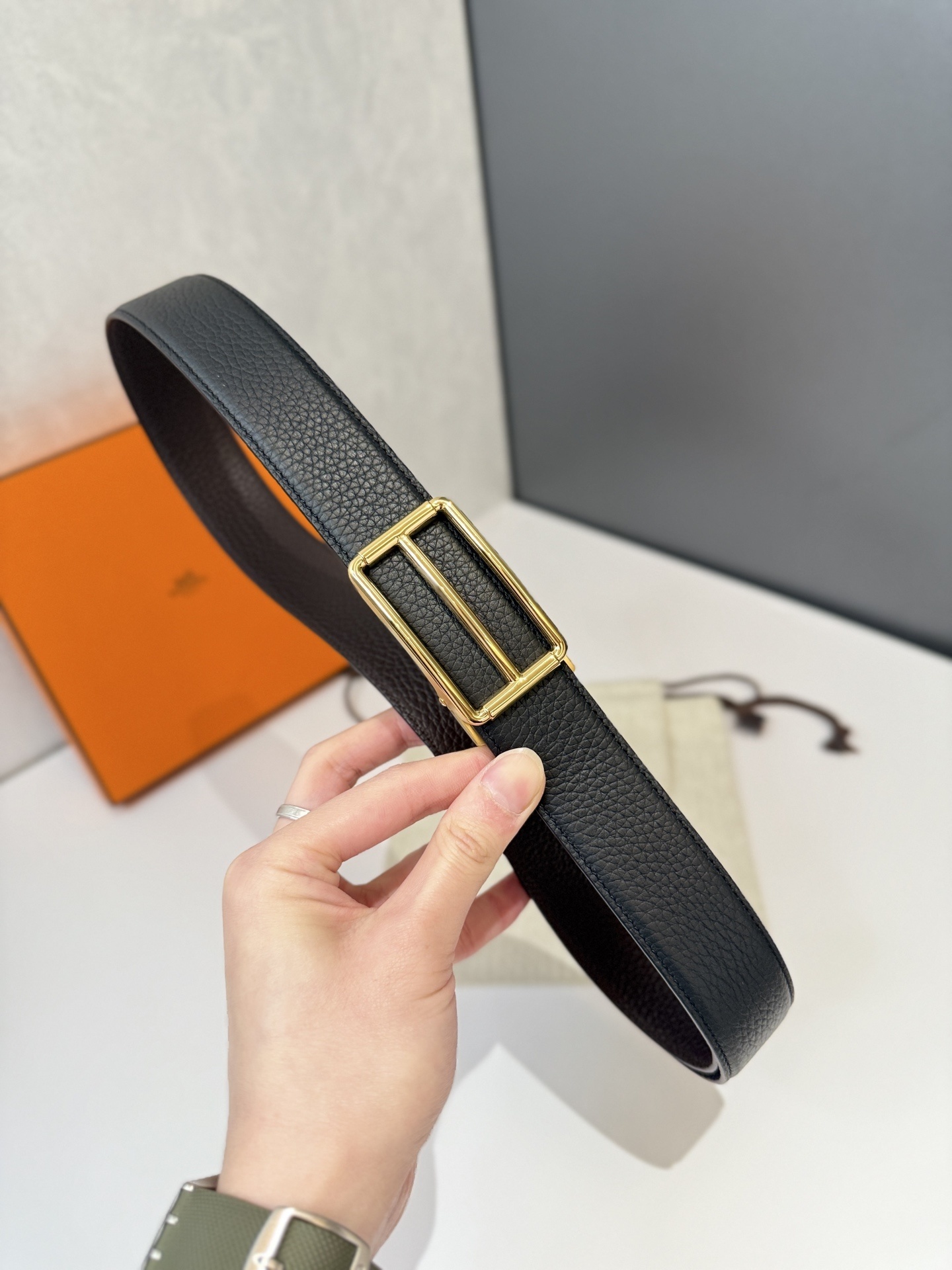 Luxury Black Pebbled Leather Belt with Elegant Gold Buckle